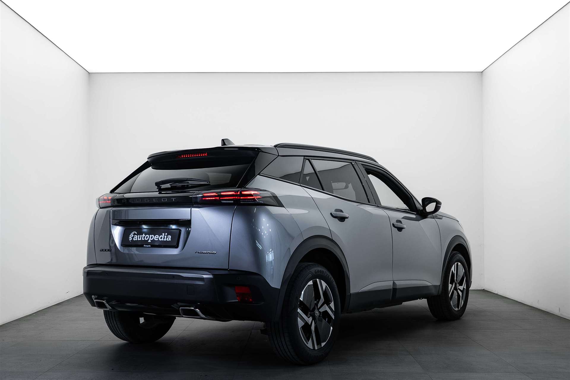 PEUGEOT 2008 1.2 145 MHEV GT Automat-image-2
