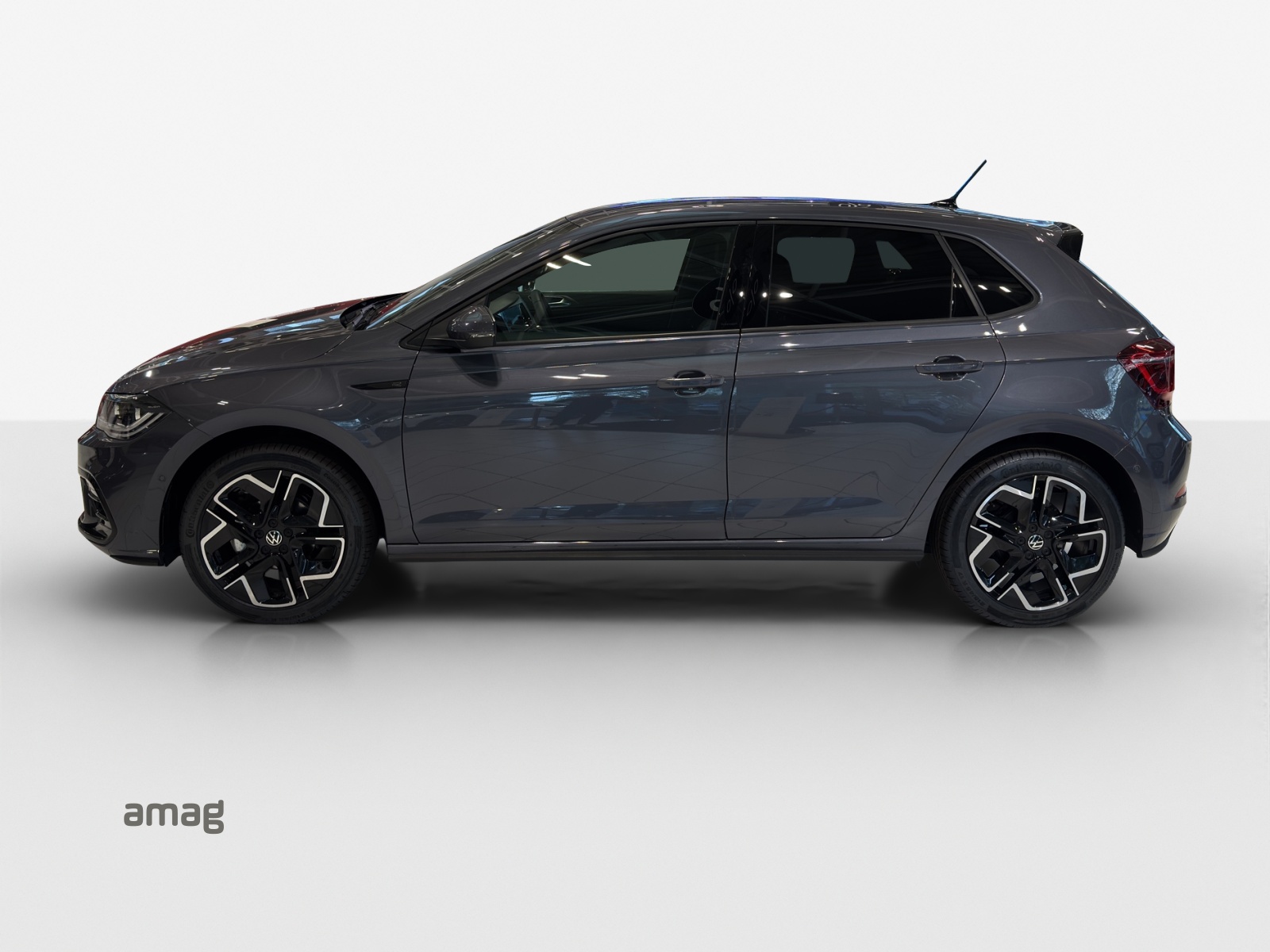 VW Polo R-Line-image-1