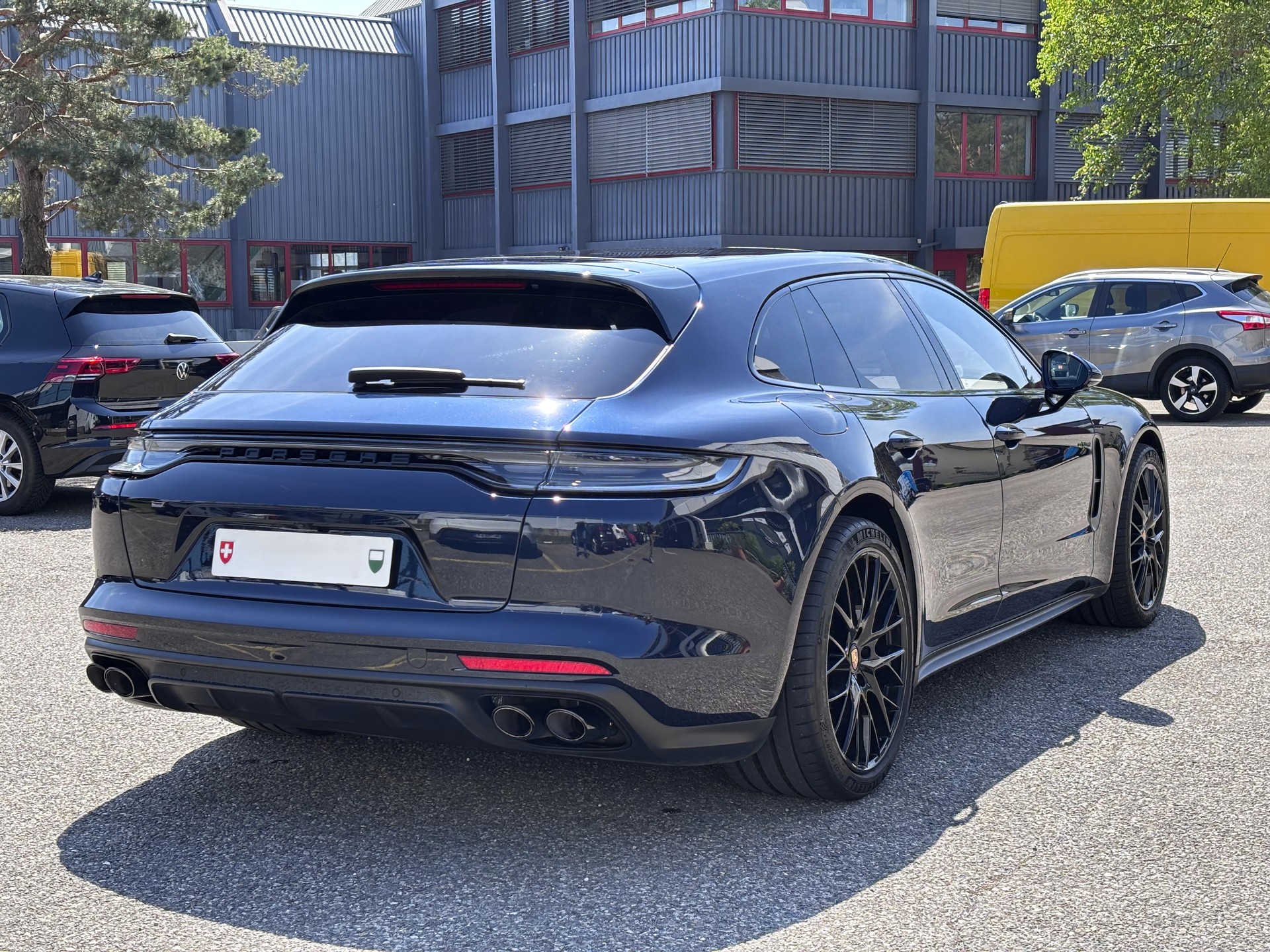 PORSCHE Panamera 4 E-Hybrid Sport Turismo Platinum Edition PDK-image-6