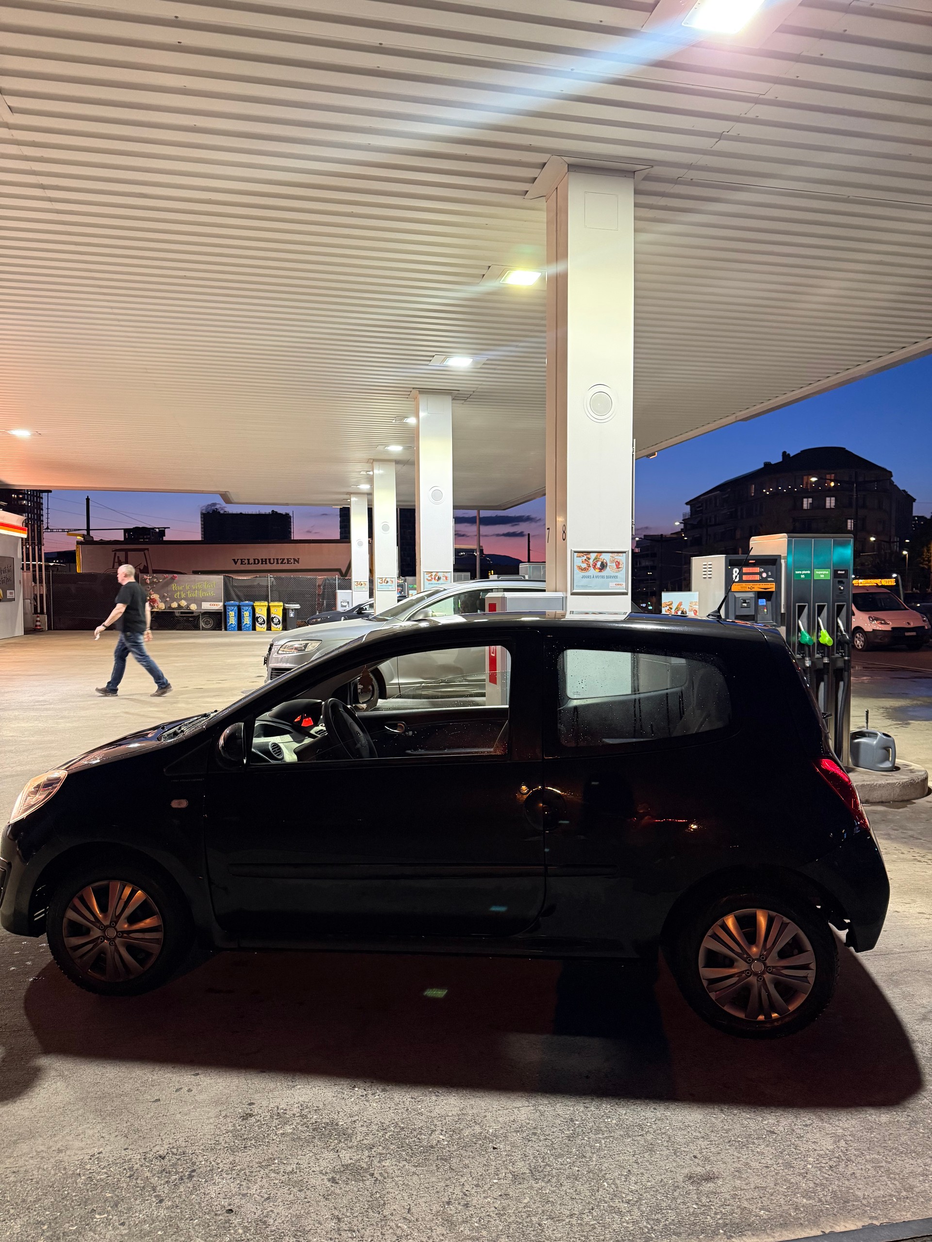 RENAULT Twingo 1.2 Authentique-image-2