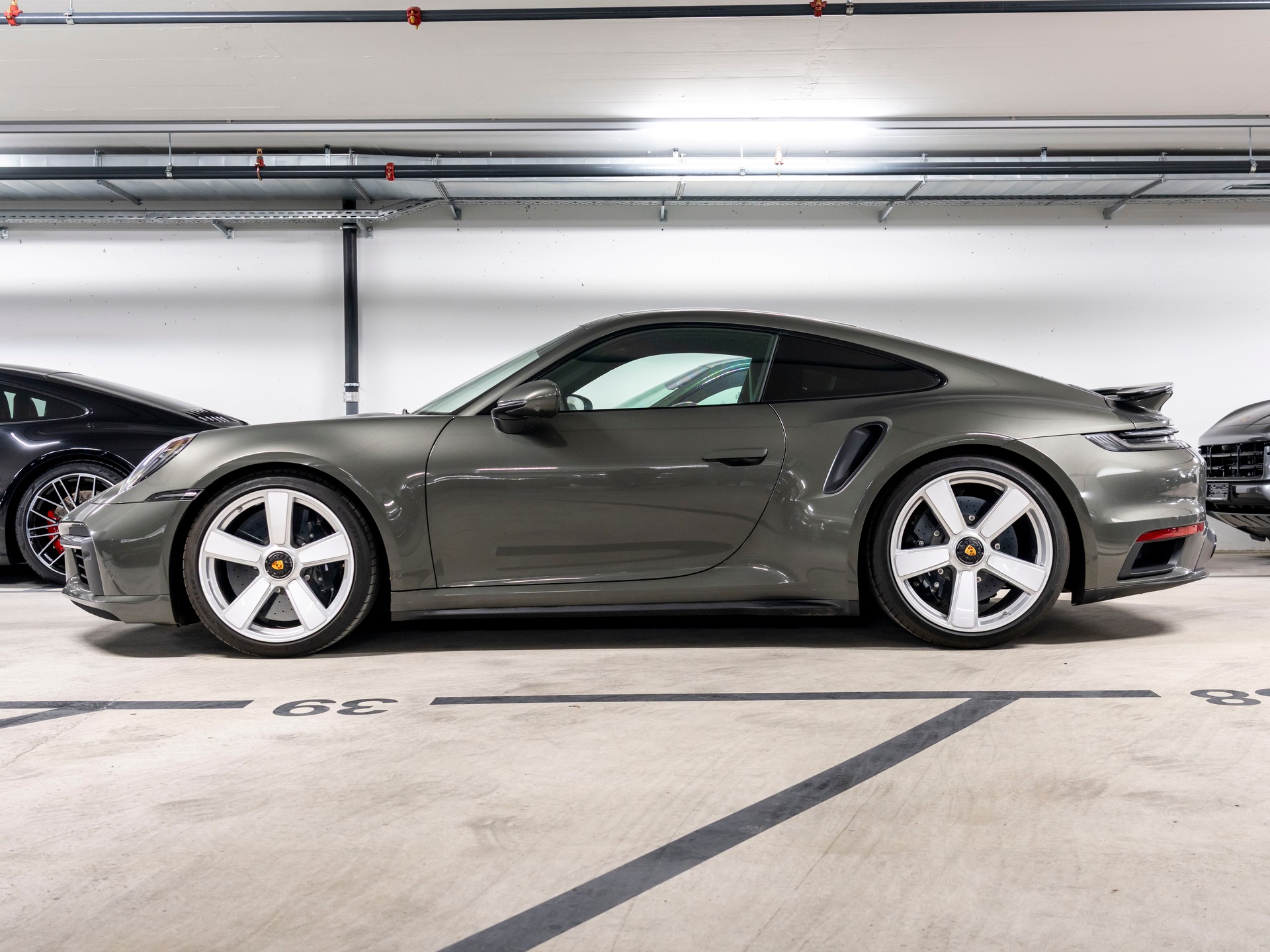 PORSCHE 911 Turbo 50 Jahre-image-1