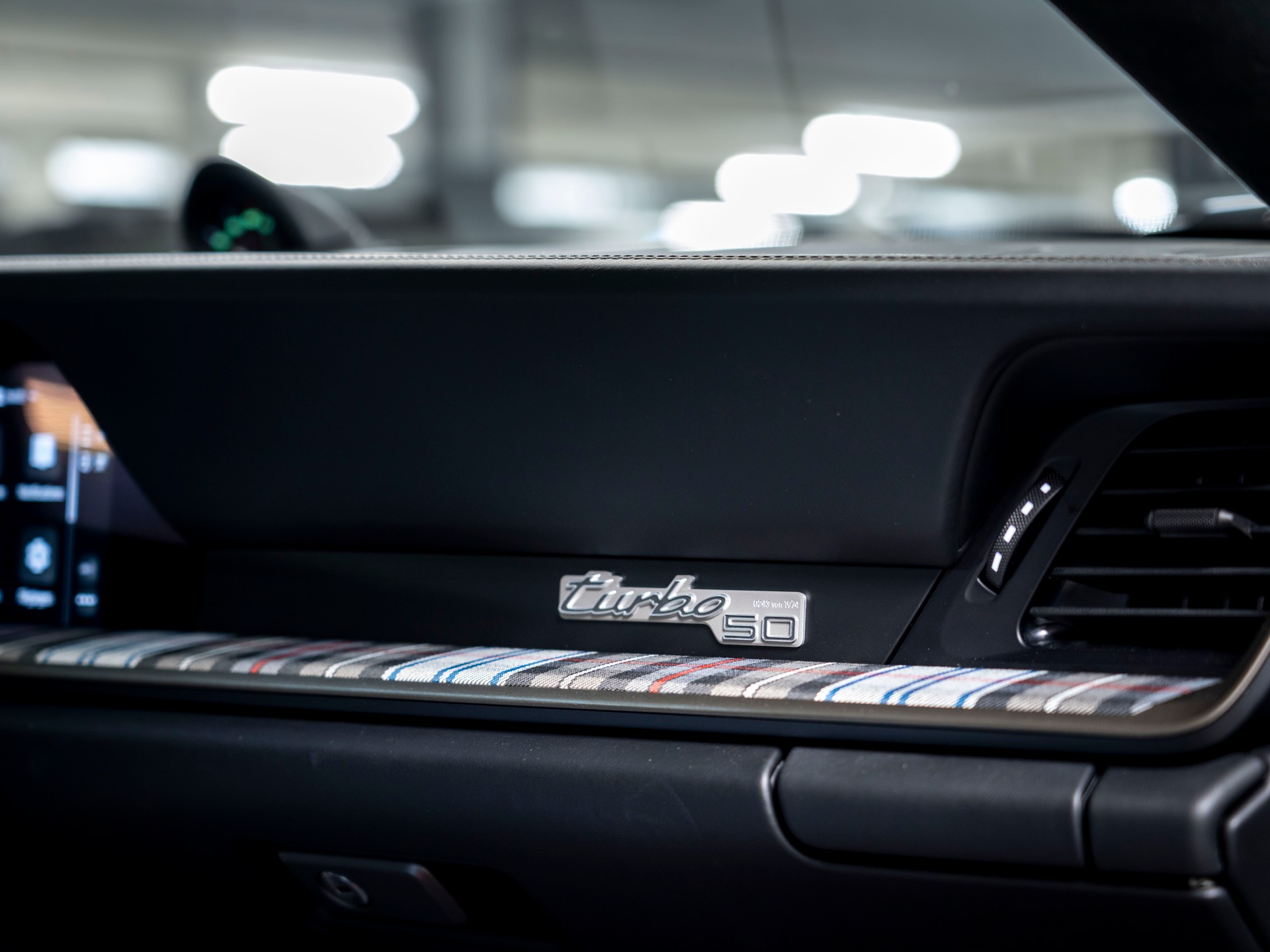 PORSCHE 911 Turbo 50 Jahre-image-25