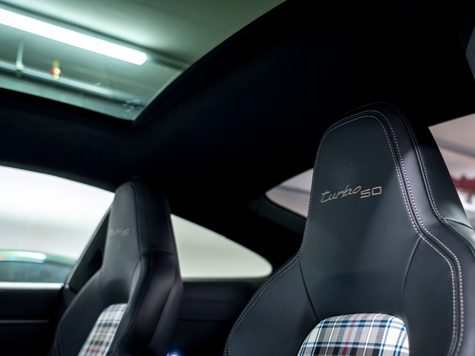 PORSCHE 911 Turbo 50 Jahre-image-22