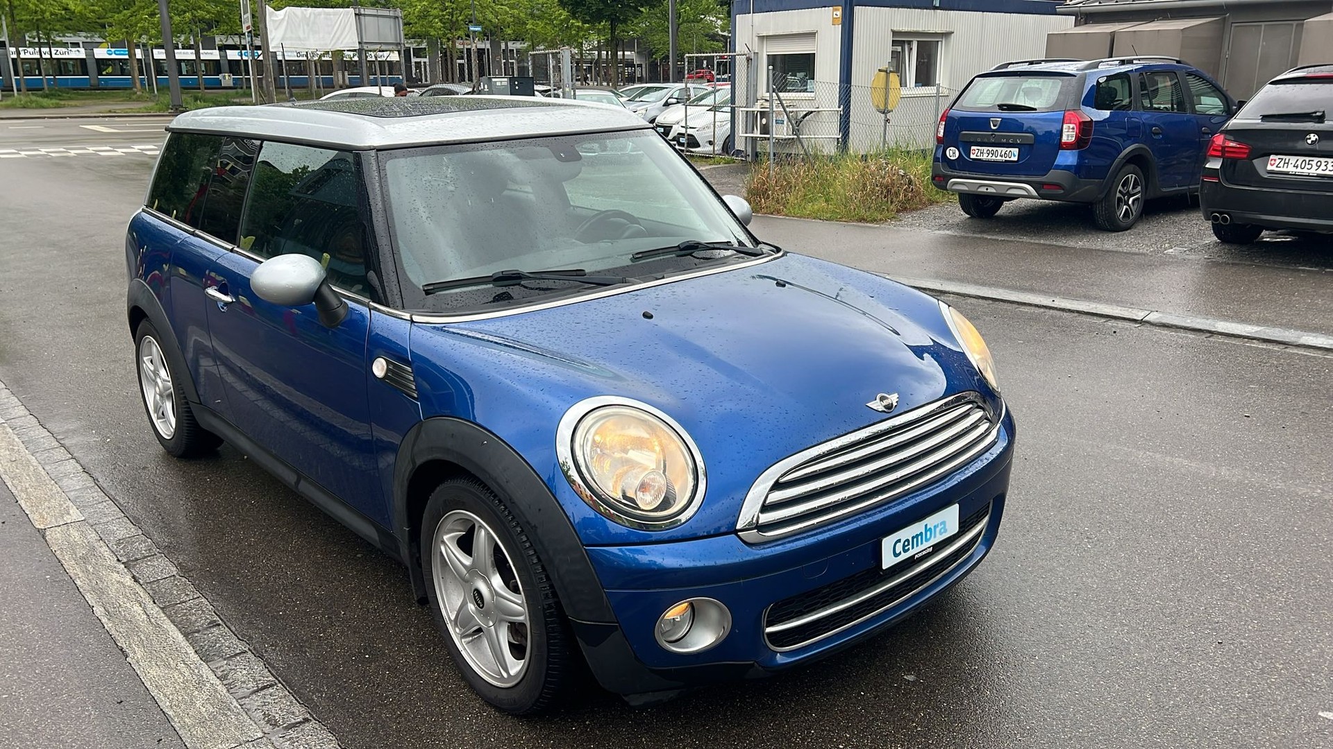 MINI CLUBMAN-image-2