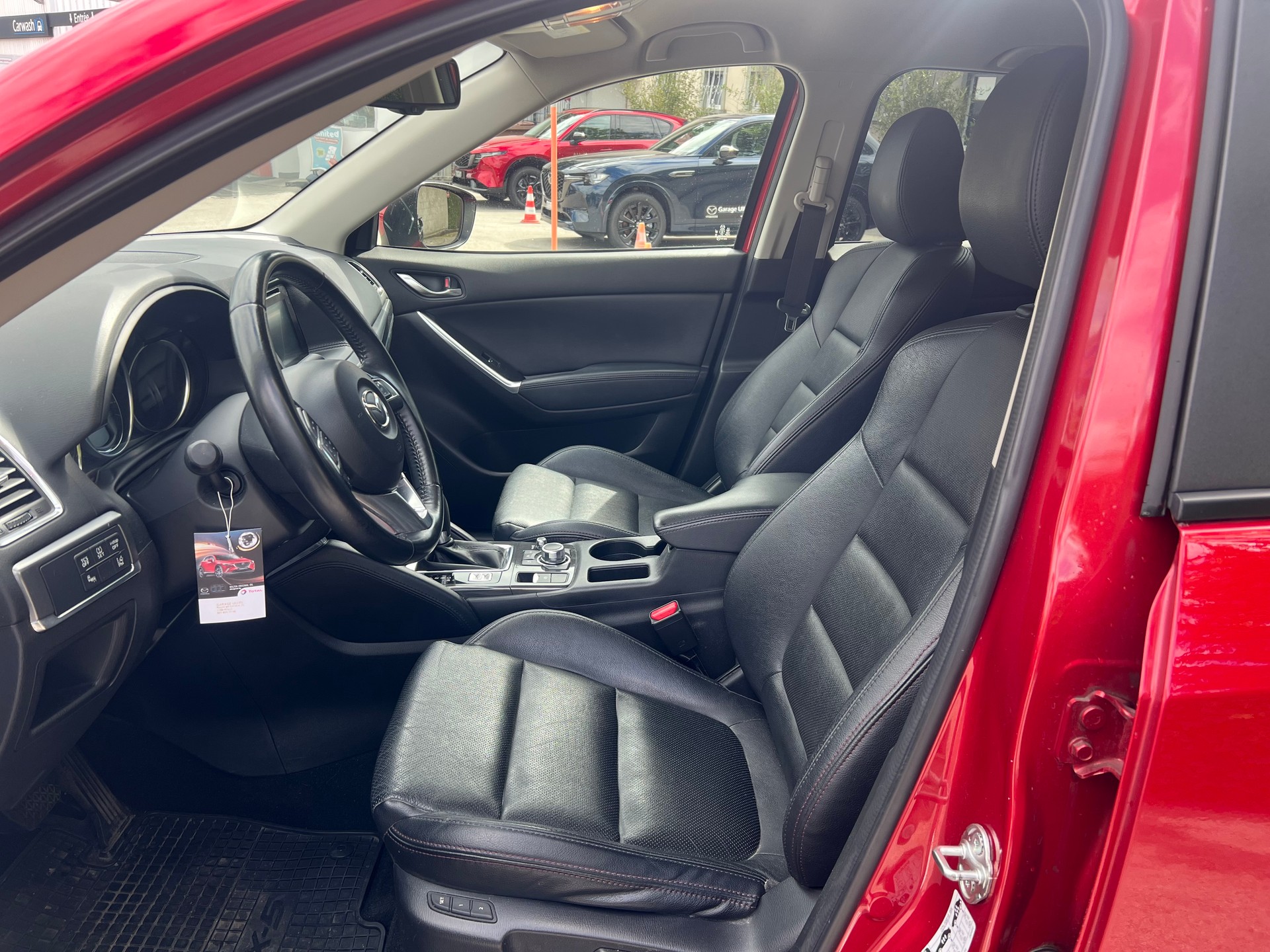 MAZDA CX-5 2.5 Revolution AWD Skyactive-G Automatic-image-8