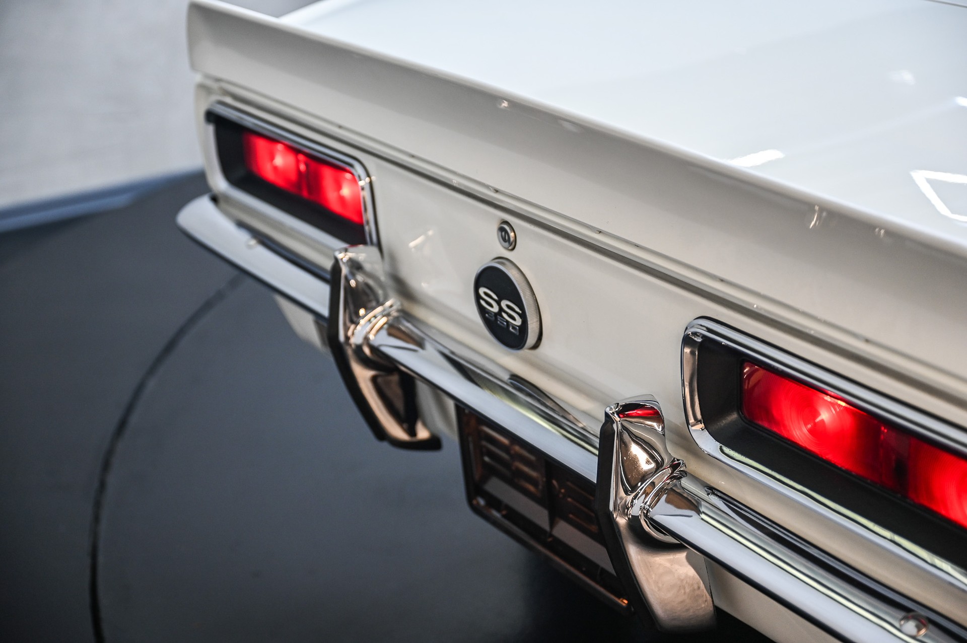 CHEVROLET CAMARO RS/SS-image-18