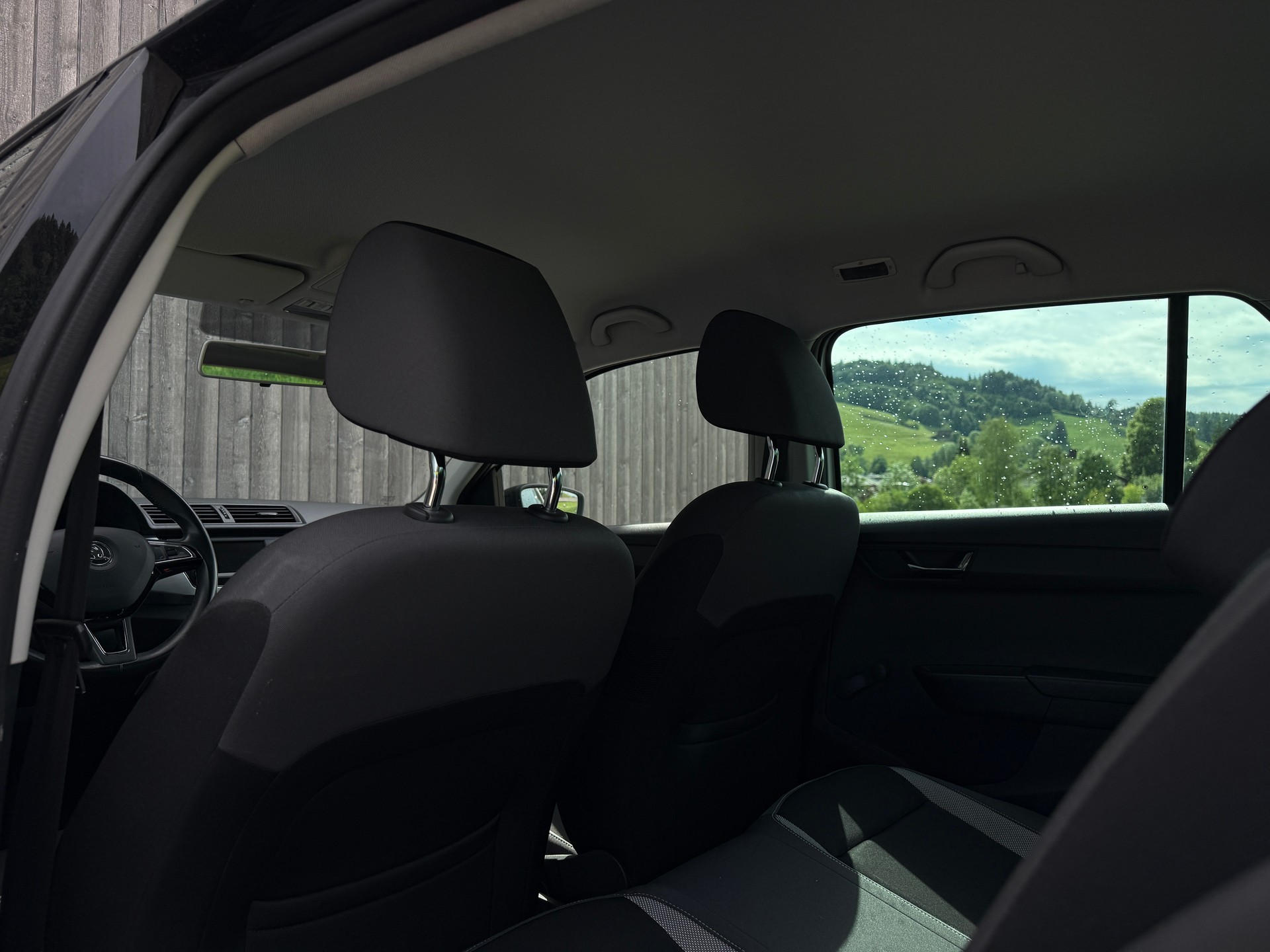 SKODA Fabia 1.2 TSI Ambition-image-13
