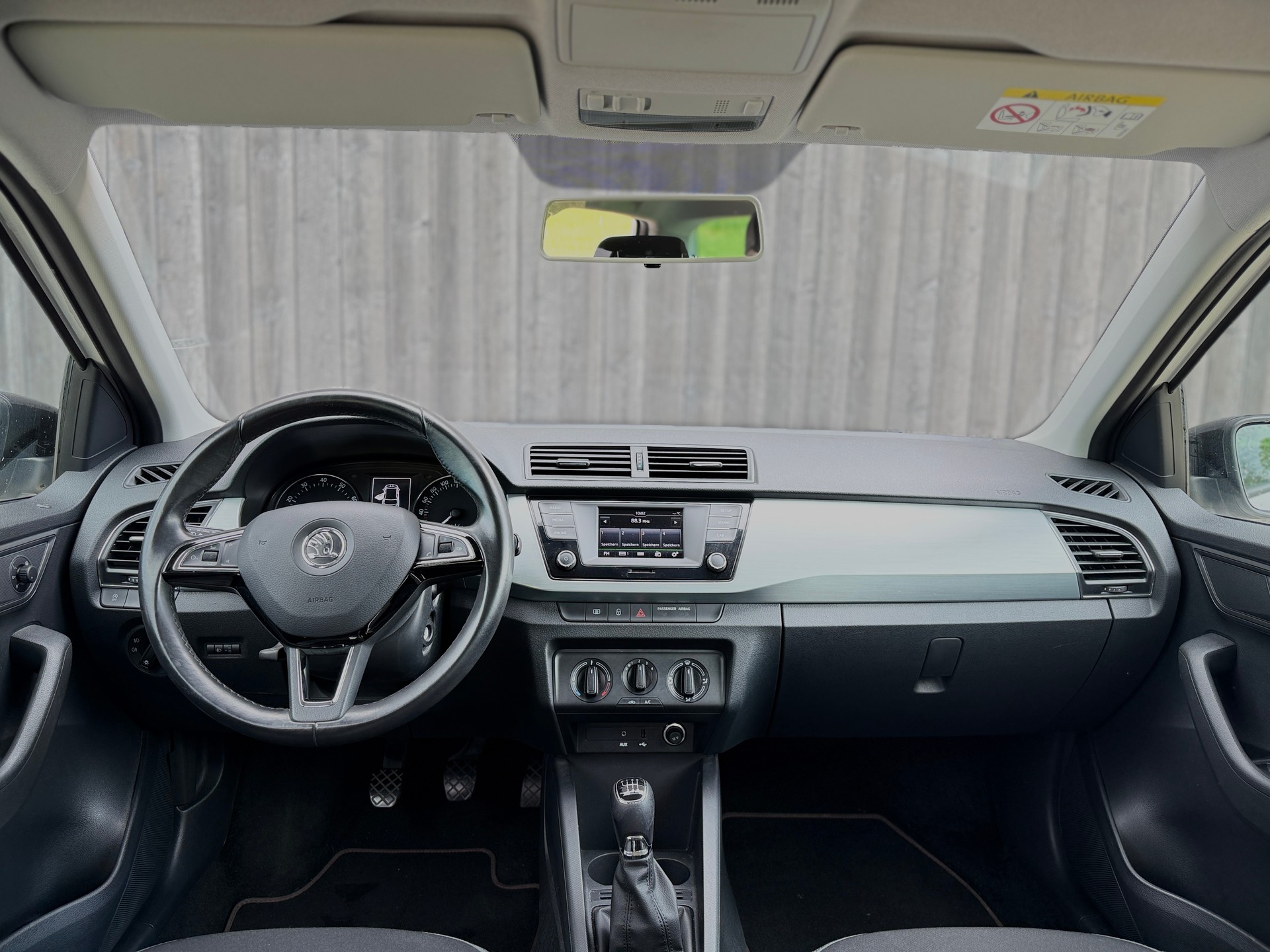 SKODA Fabia 1.2 TSI Ambition-image-5