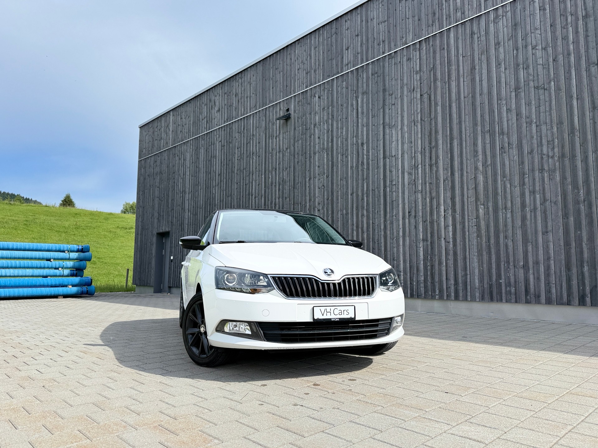 SKODA Fabia 1.2 TSI Ambition-image-0