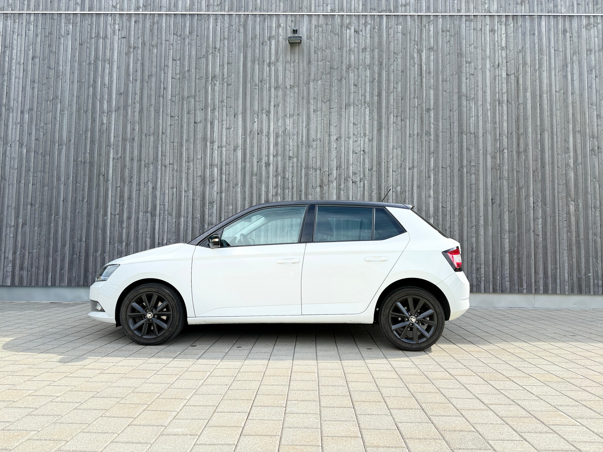 SKODA Fabia 1.2 TSI Ambition-image-1