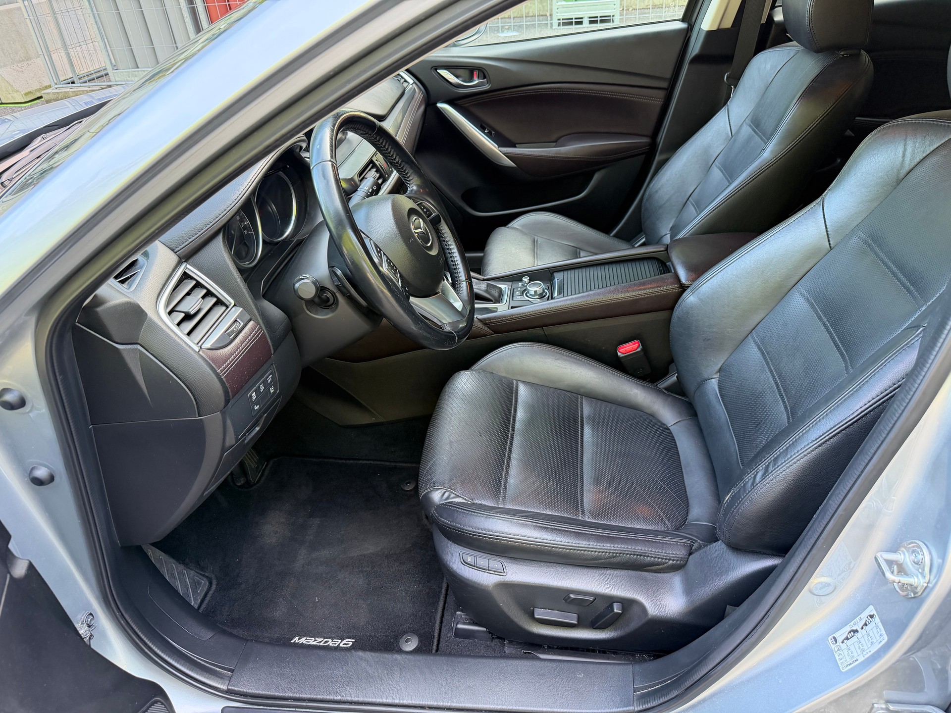 MAZDA 6 Sportwagon SKYACTIV-D 175 Revolution Automat AWD-image-8