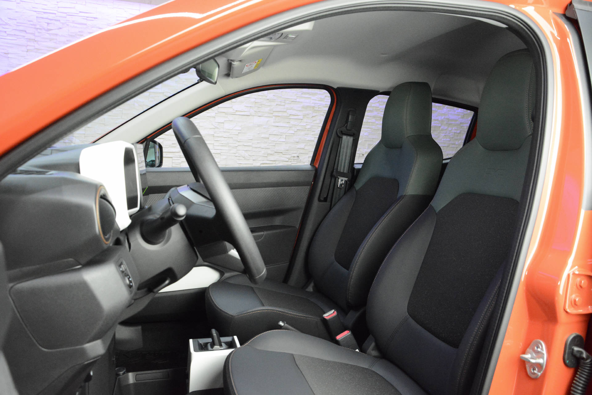 DACIA Spring Extreme *CCS-Ladeanschluss*-image-8