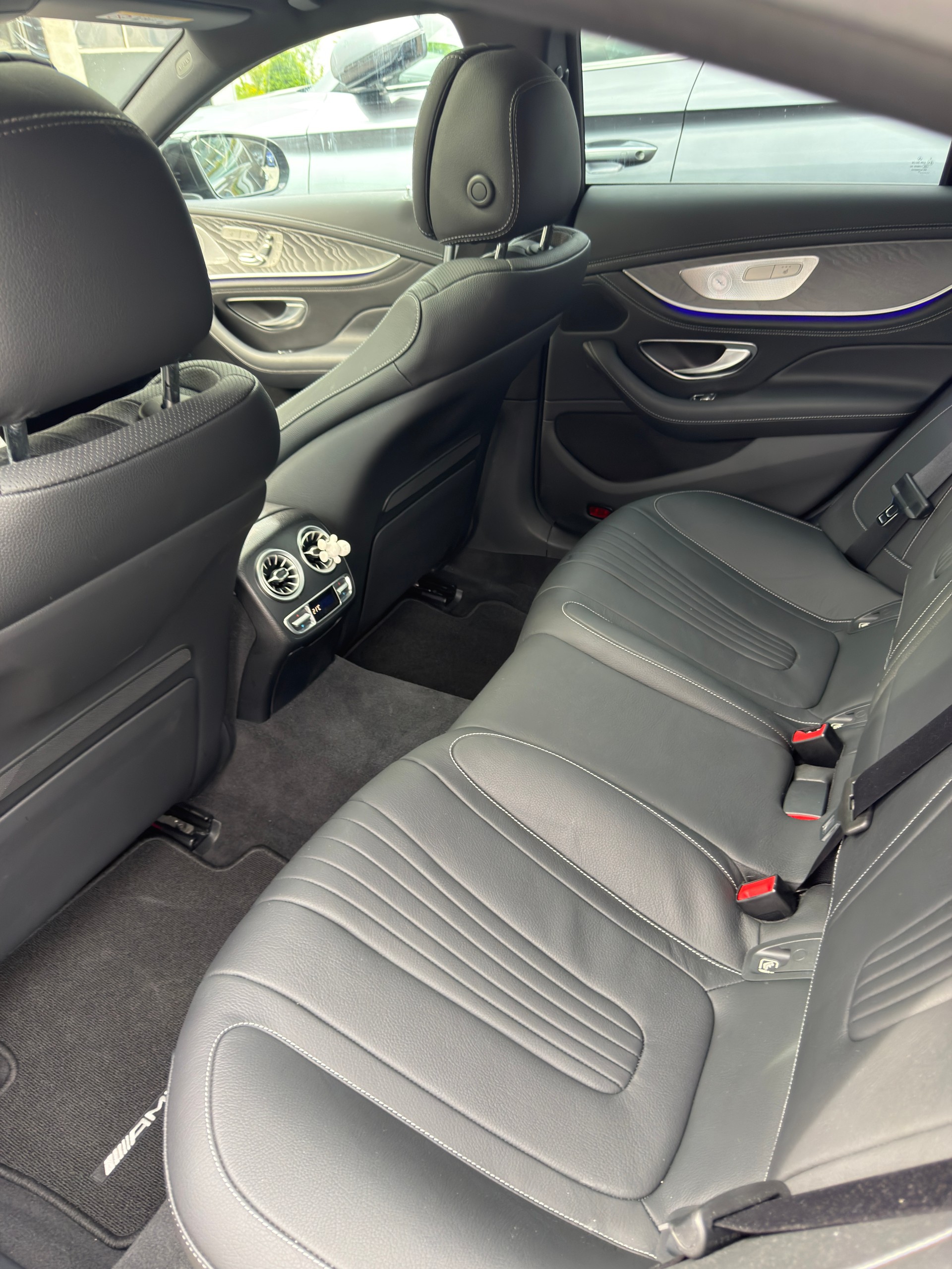 MERCEDES-BENZ CLS 450 AMG Line 4matic-image-10