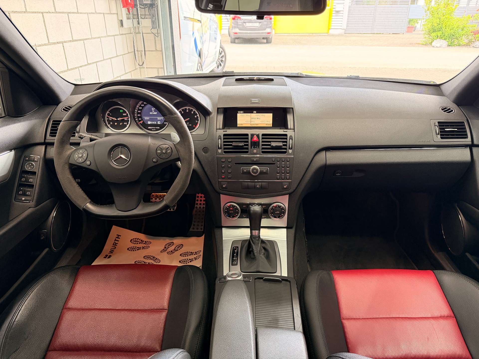 MERCEDES-BENZ T-Model-image-7