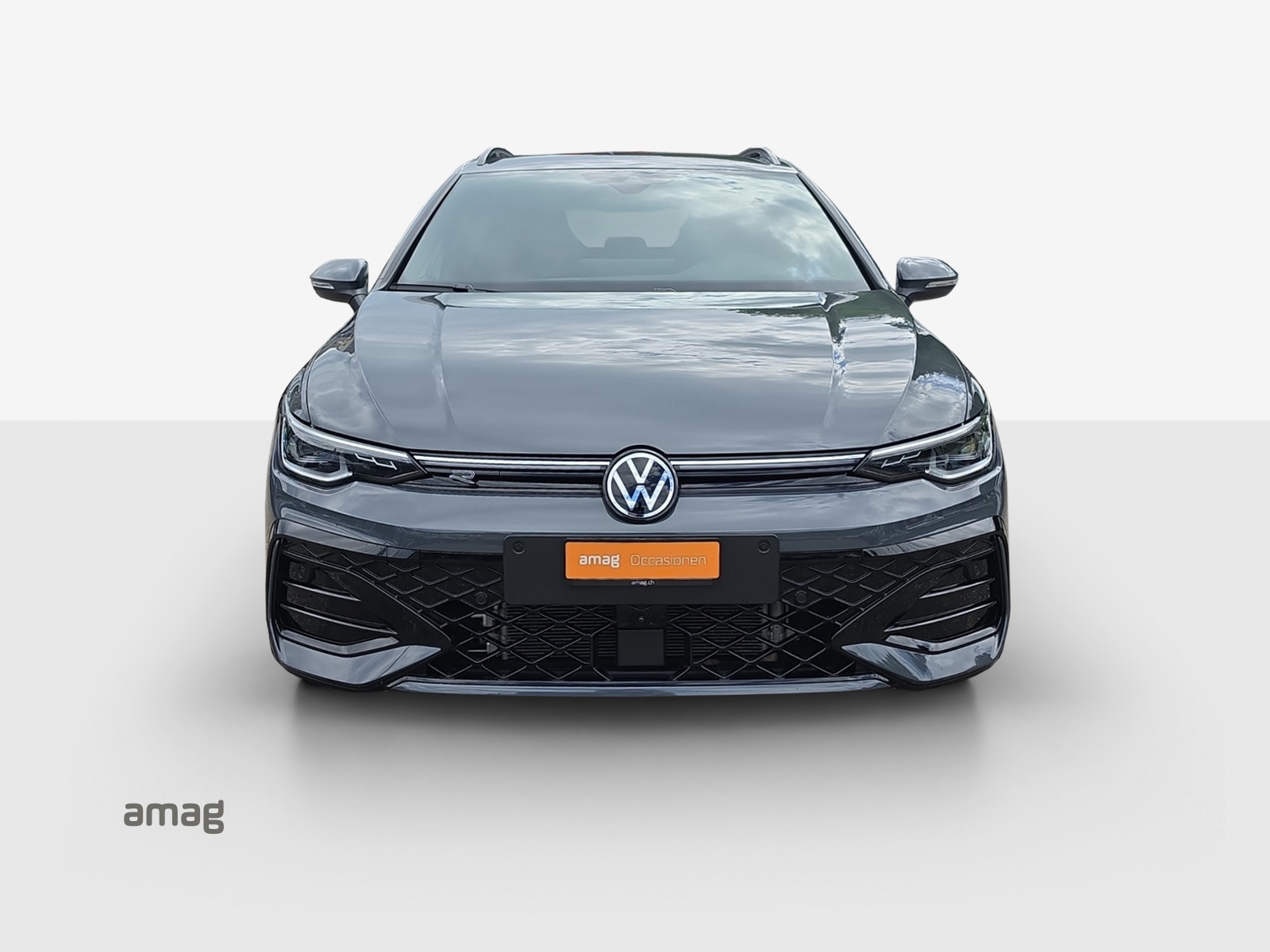 VW Golf Variant 2.0 TSI R-Line DSG 4 Motion-image-6