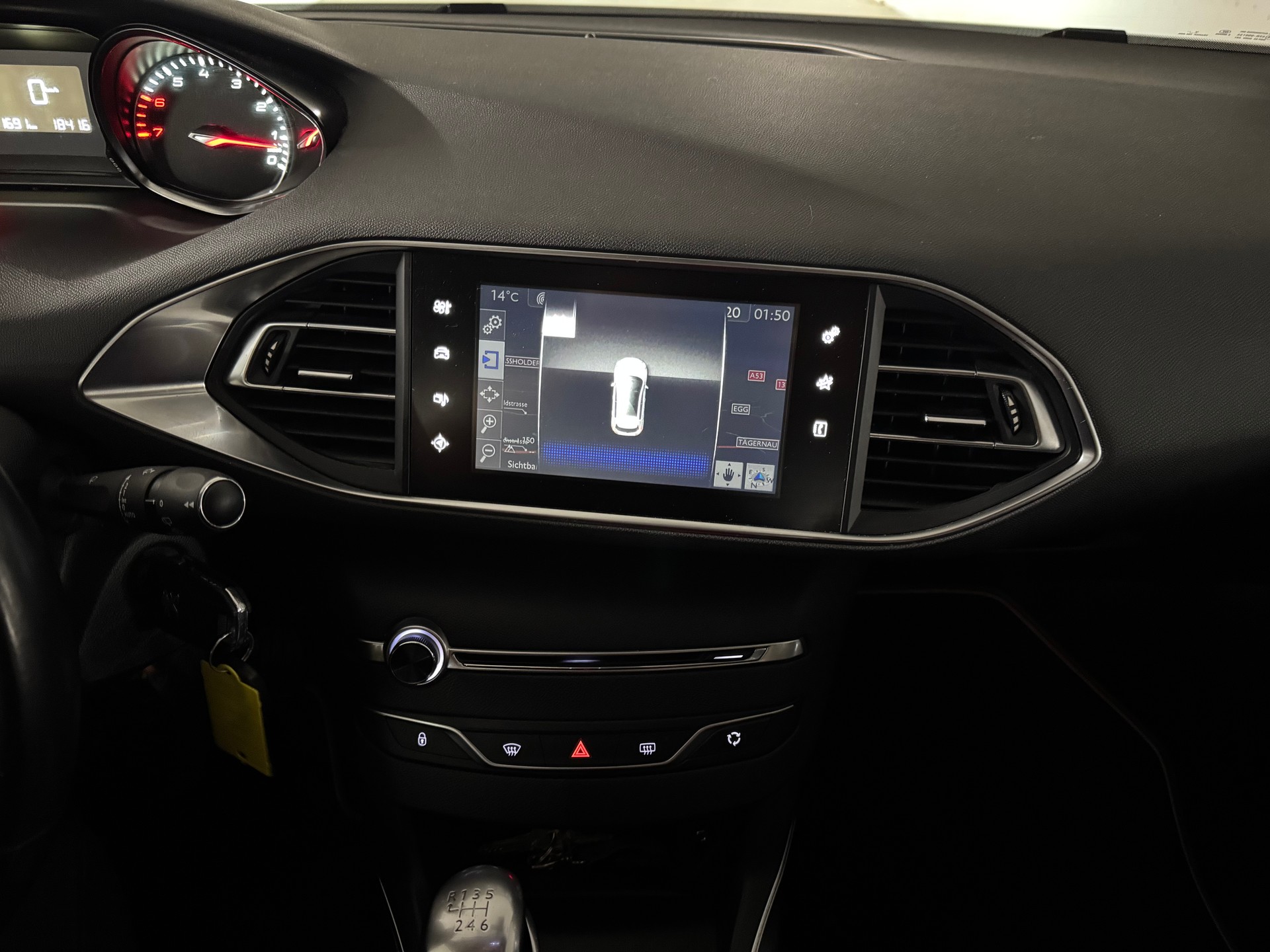 PEUGEOT 308 1.6 THP Allure CH-Fahrzeug-image-14
