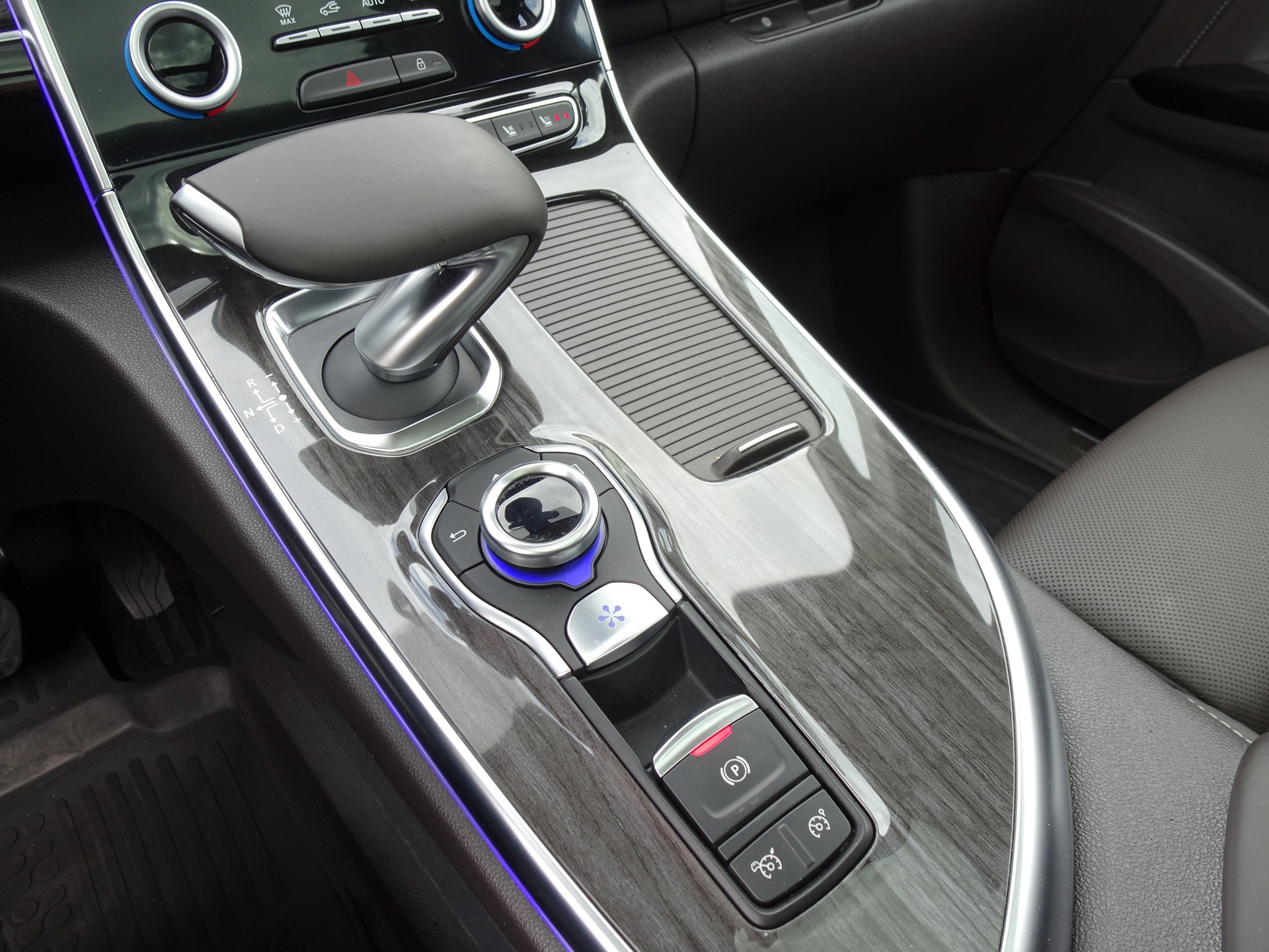 RENAULT Espace 1.8 TCe Initiale EDC-image-12