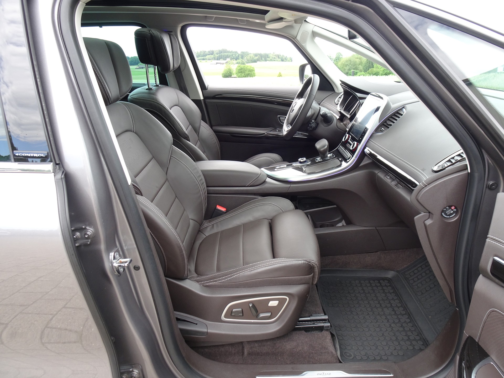 RENAULT Espace 1.8 TCe Initiale EDC-image-4