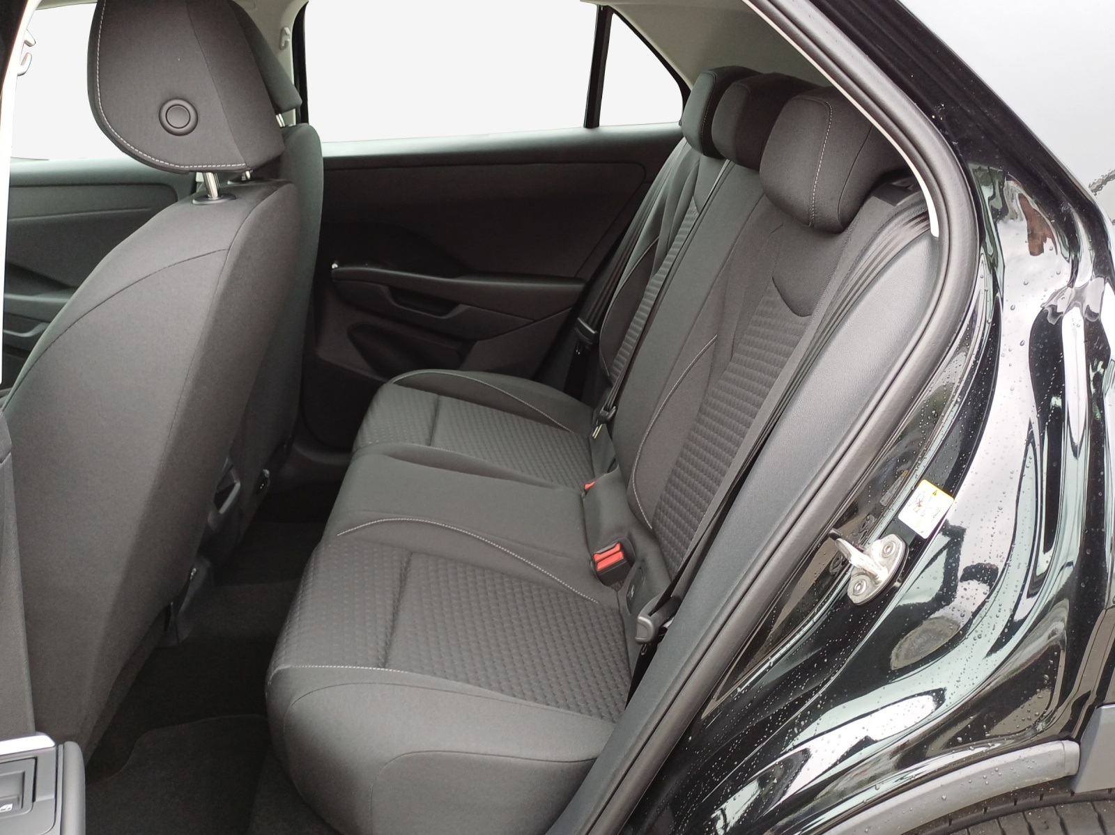 VW T-Roc 1.5 eTSI mHEV Trend DSG-image-10