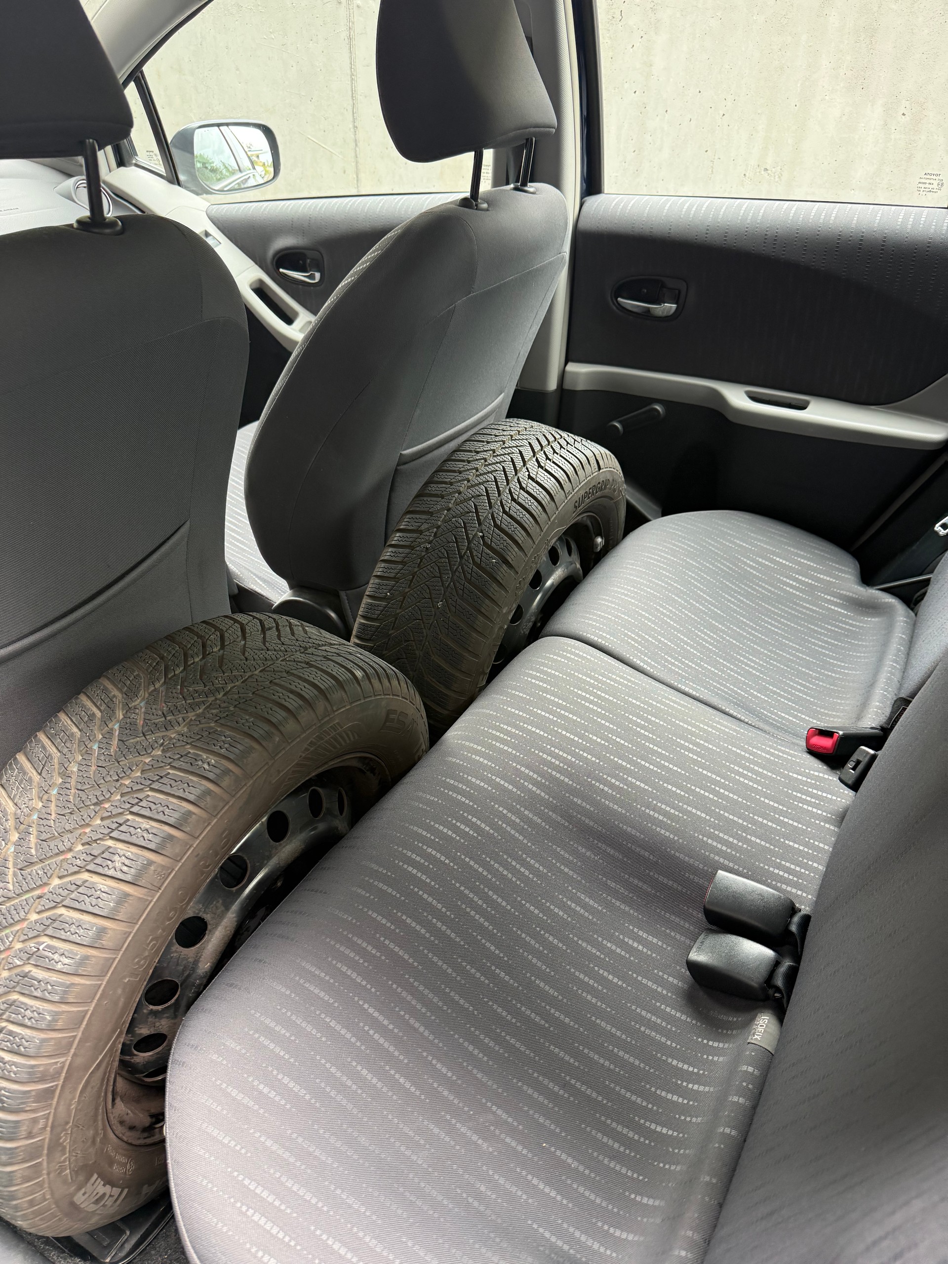 TOYOTA Yaris 1.33 Linea Sol-image-8