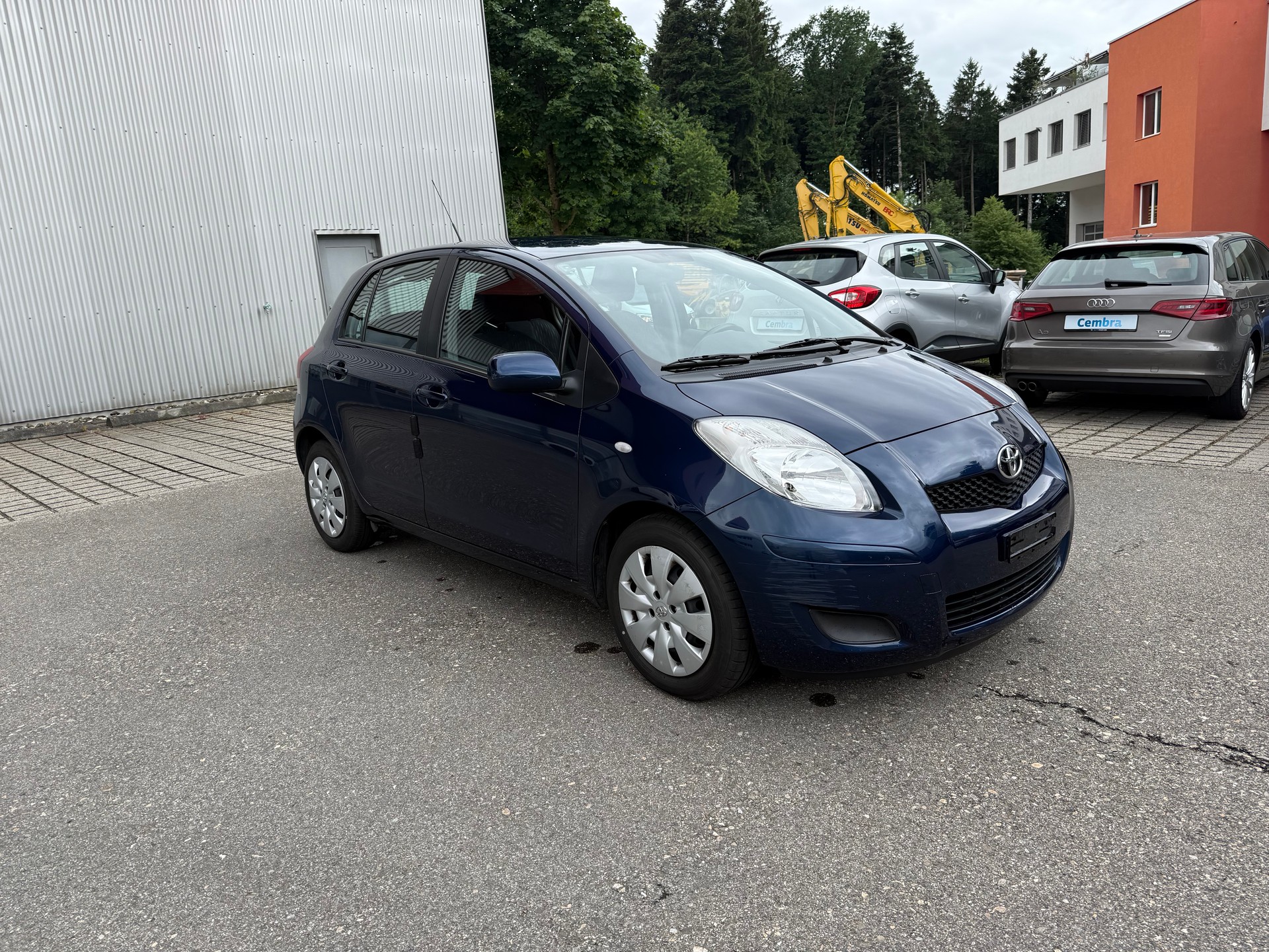 TOYOTA Yaris 1.33 Linea Sol-image-0