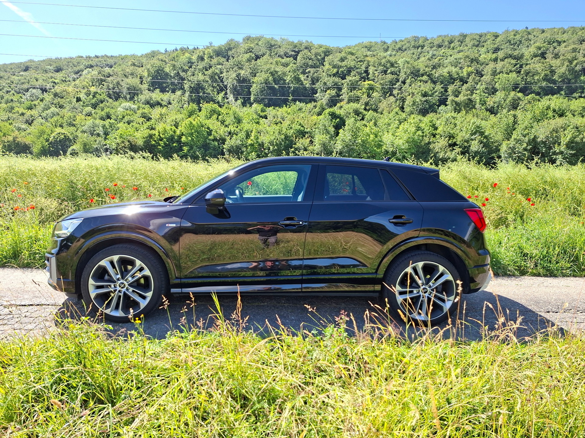 AUDI Q2 2.0 TFSI quattro S-tronic-image-1