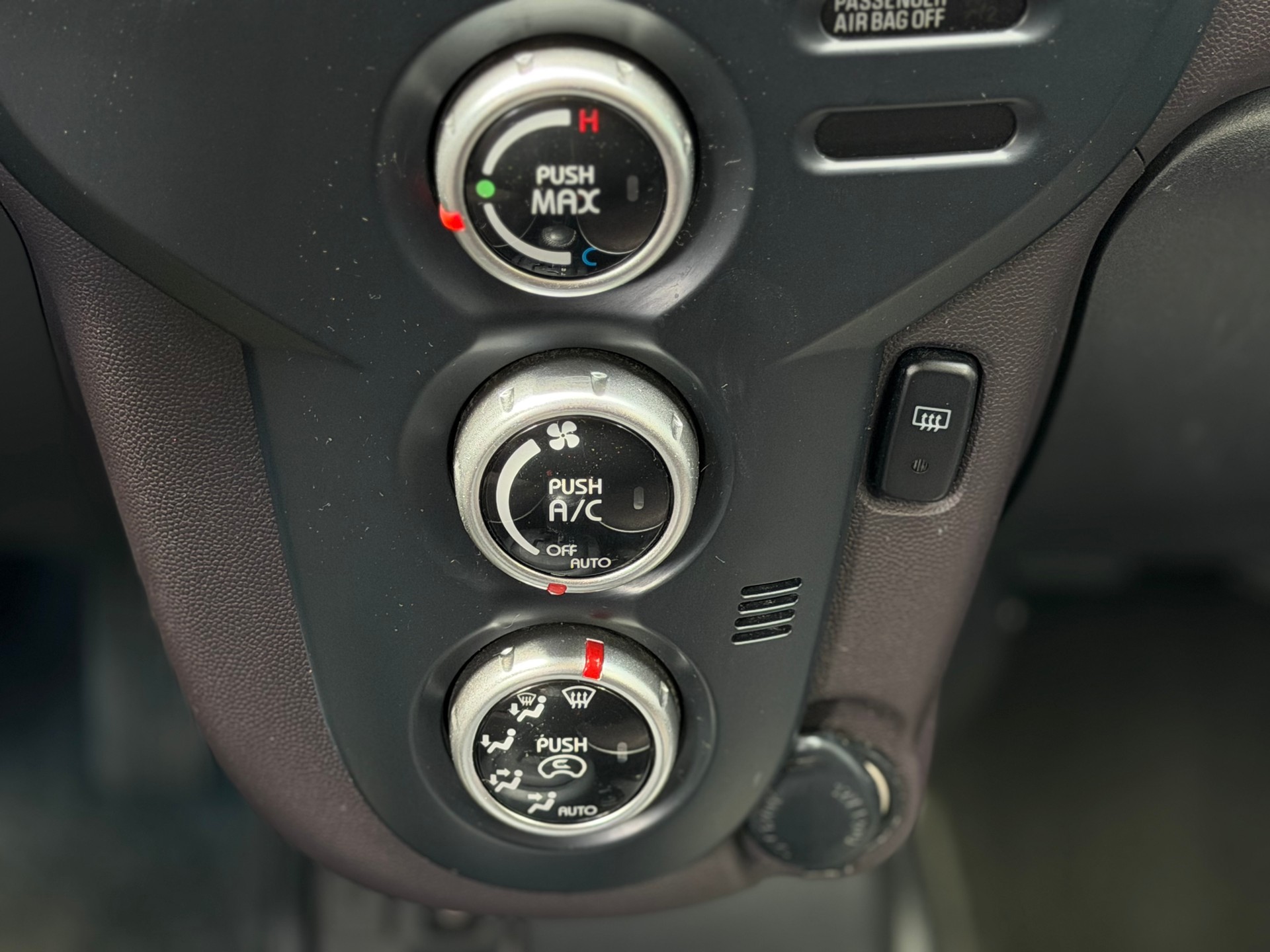MITSUBISHI i MiEV-image-16