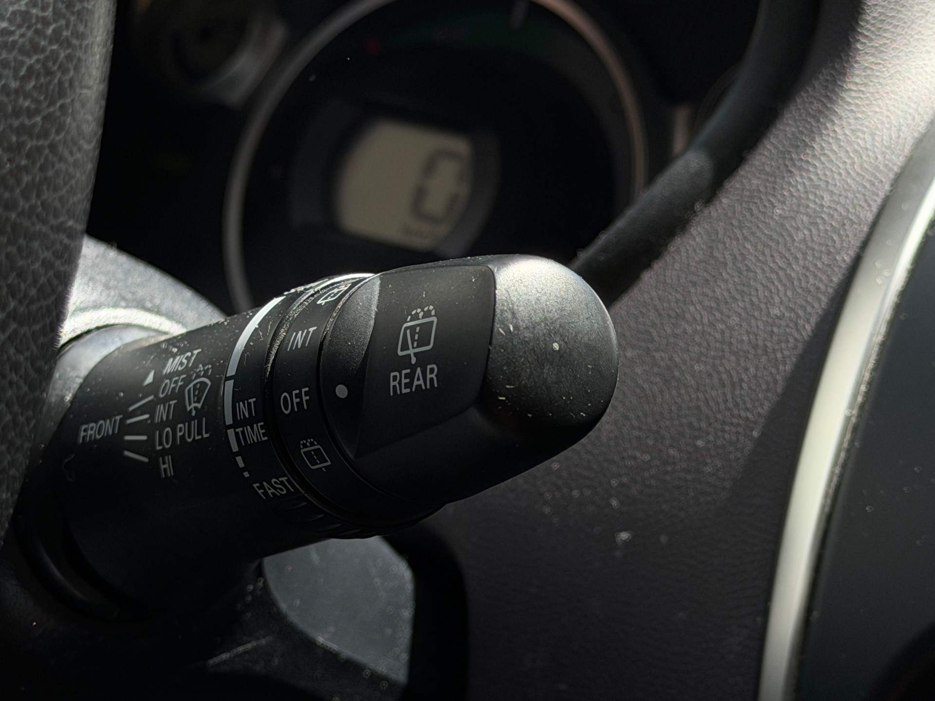 MITSUBISHI i MiEV-image-21