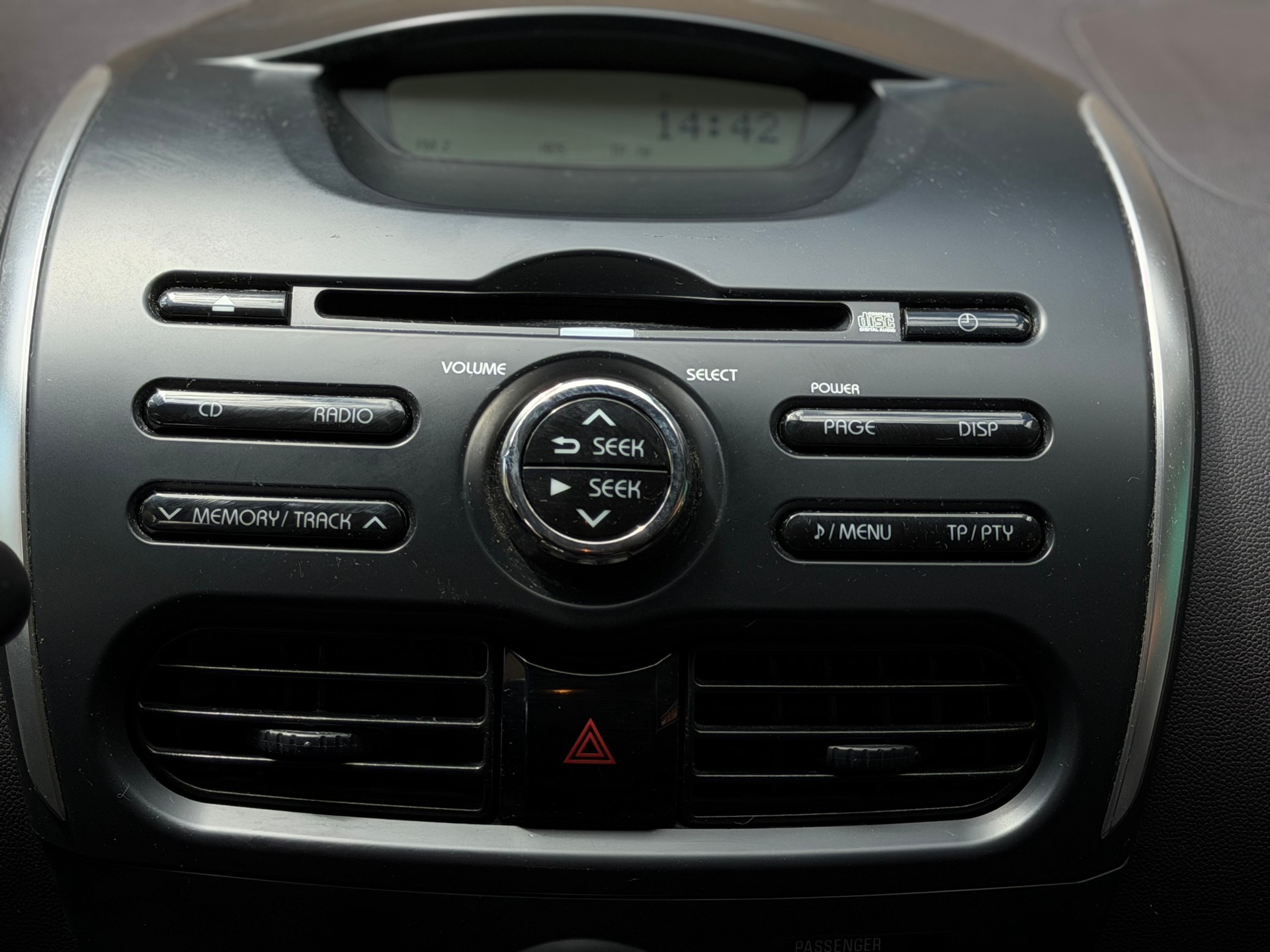 MITSUBISHI i MiEV-image-17