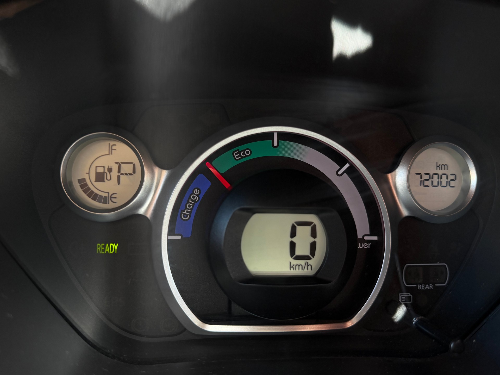 MITSUBISHI i MiEV-image-22