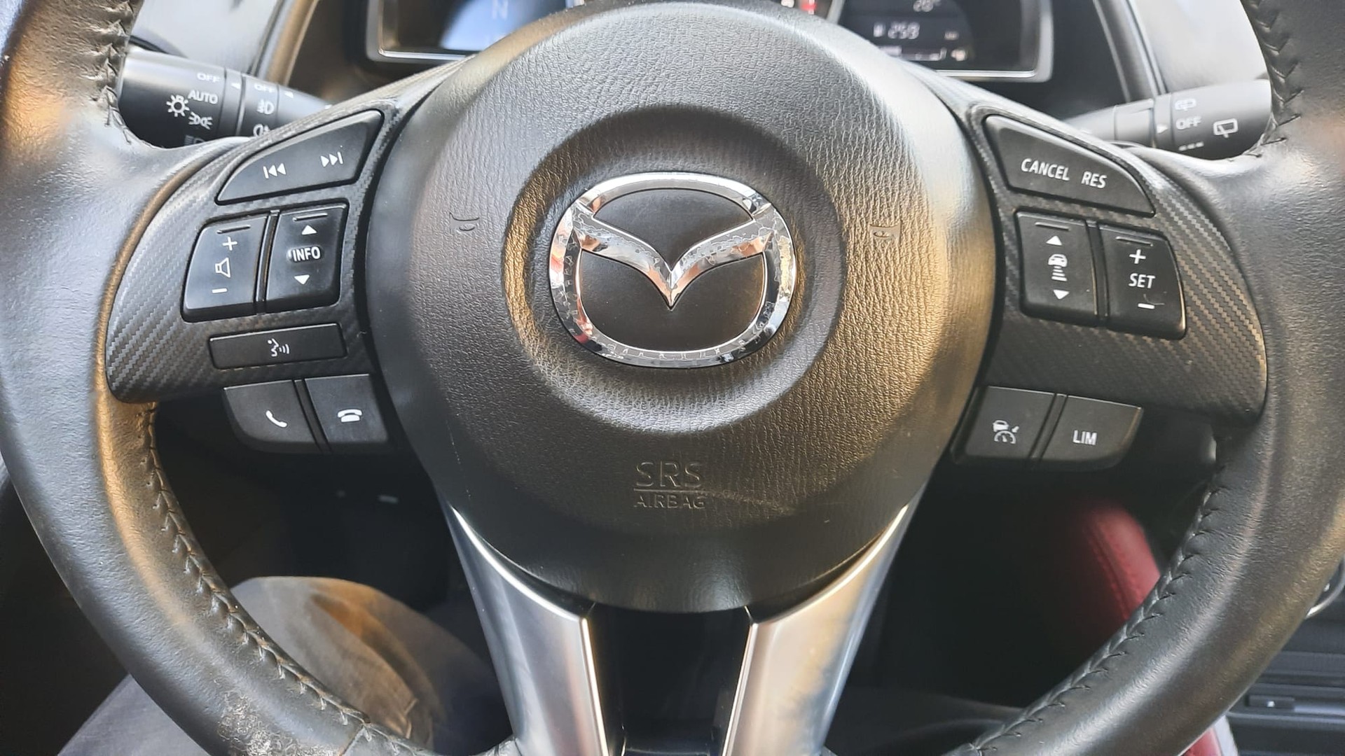 MAZDA CX-3 2.0 Revolution AWD Skyactiv Drive-image-9
