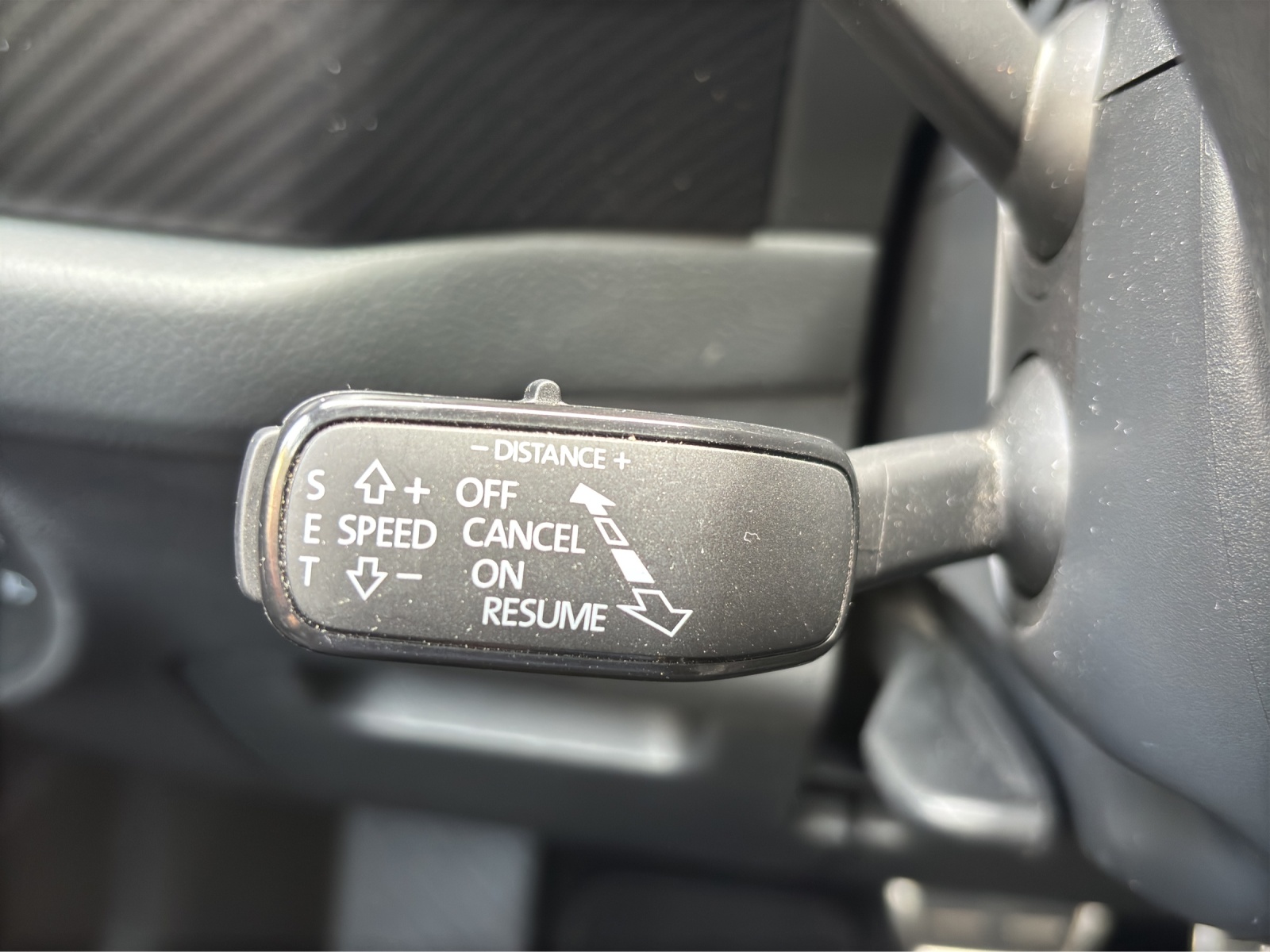 SKODA Kodiaq 2.0 TSI 4x4 RS mit AHK, Standheizung & Panorama-Ausstell-/Schiebedach-image-14