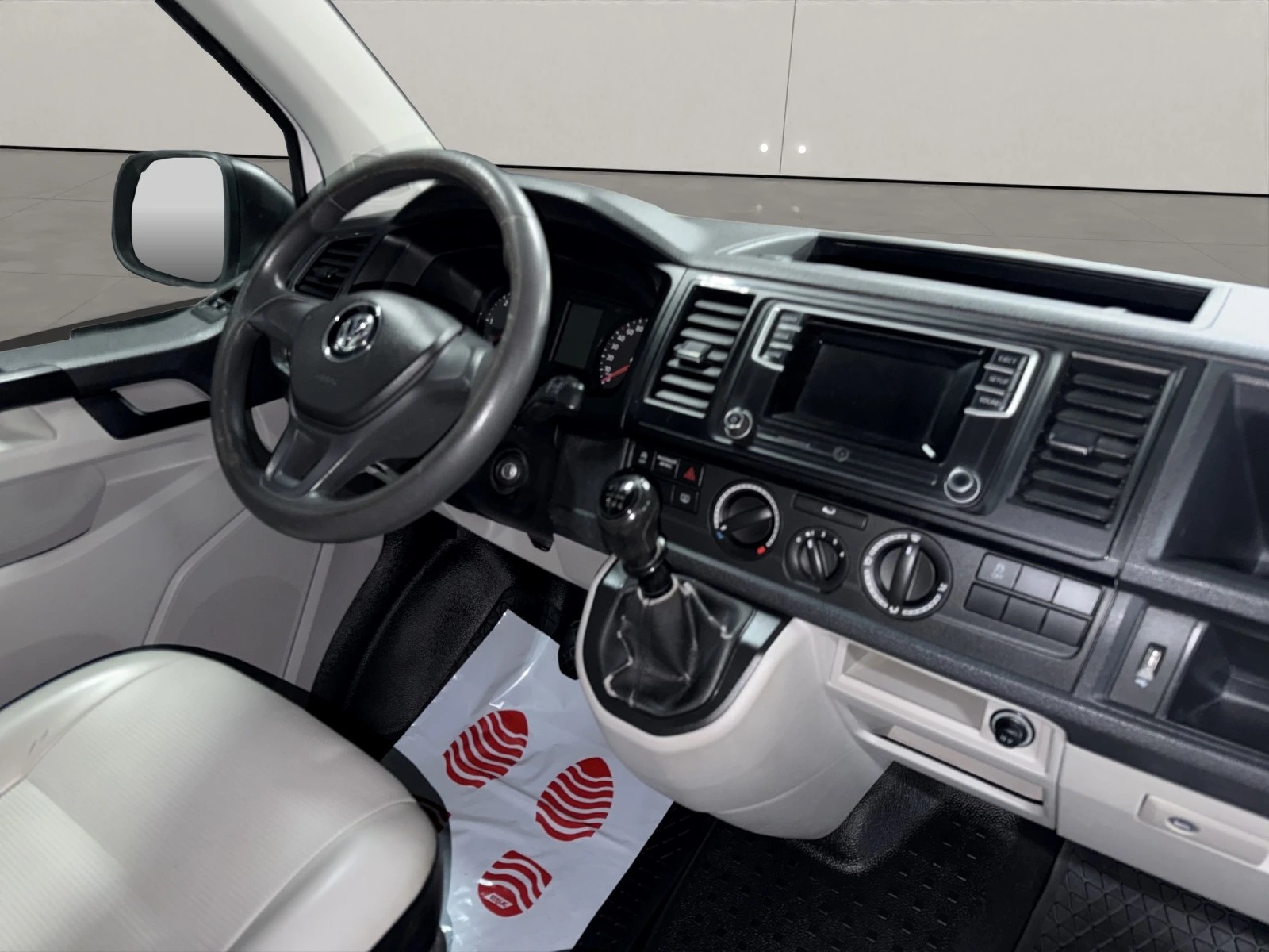 VW T6 2.0 TDI 4Motion ( ( Mit AHK / Sortimo Regale )-image-10