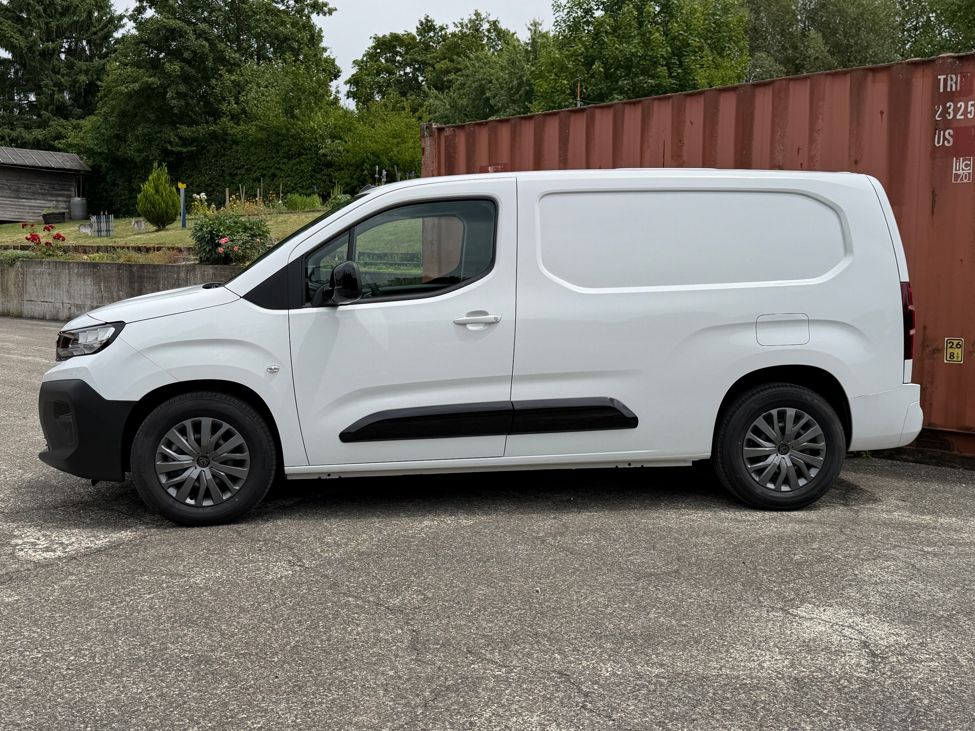 PEUGEOT e-Partner Kaw. Long 50 kWh 🔋-image-3