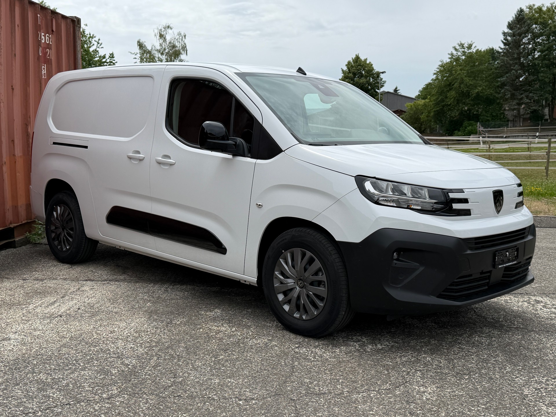 PEUGEOT e-Partner Kaw. Long 50 kWh 🔋-image-2