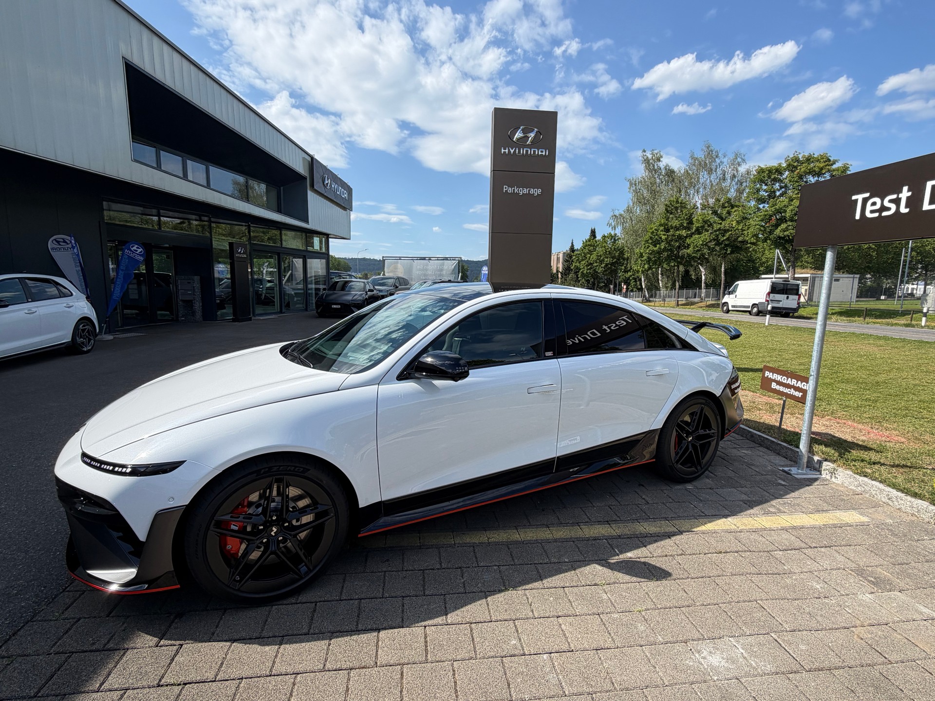 HYUNDAI Ioniq 6 84kWh N 4WD-image-1
