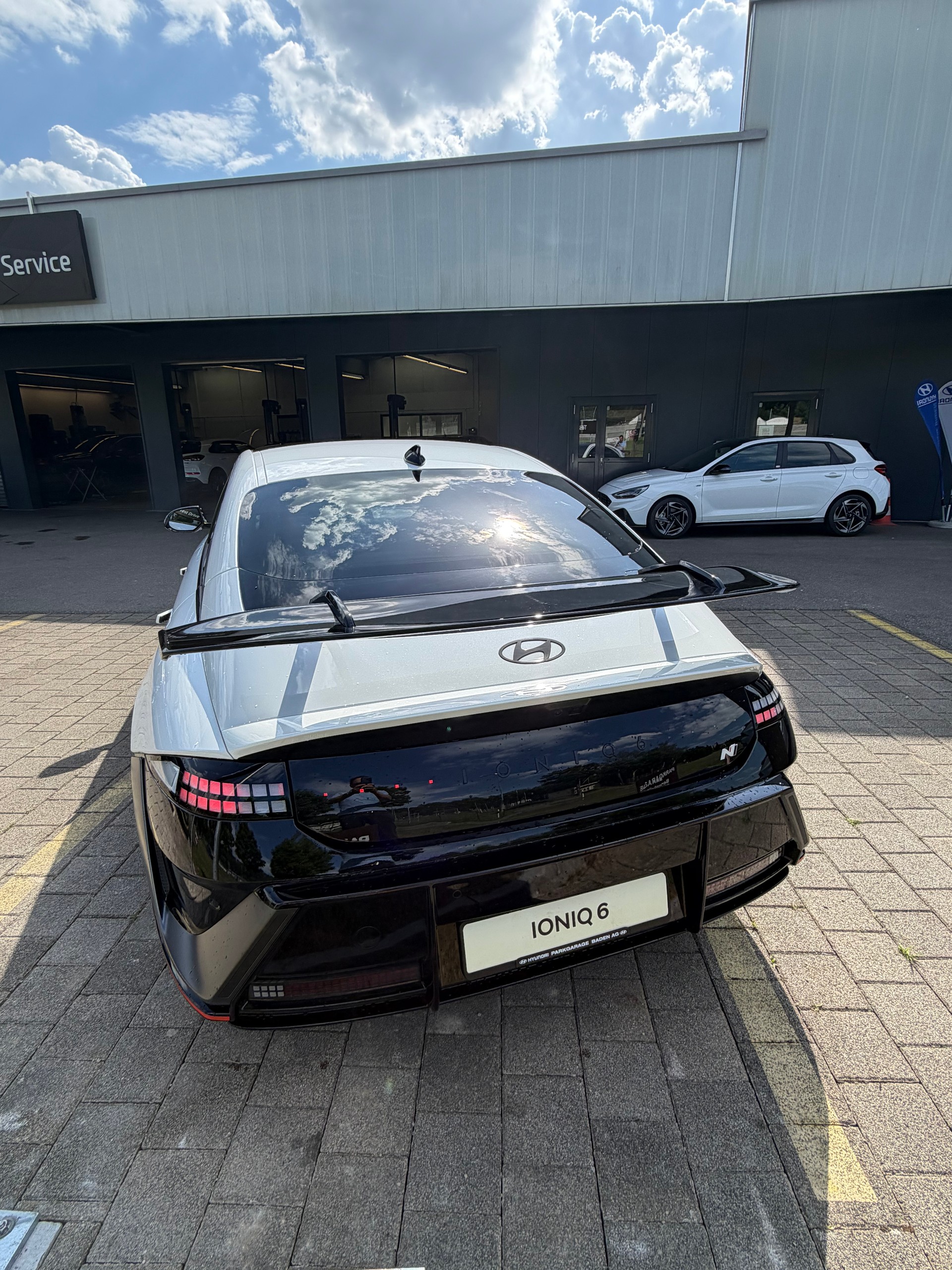 HYUNDAI Ioniq 6 84kWh N 4WD-image-2