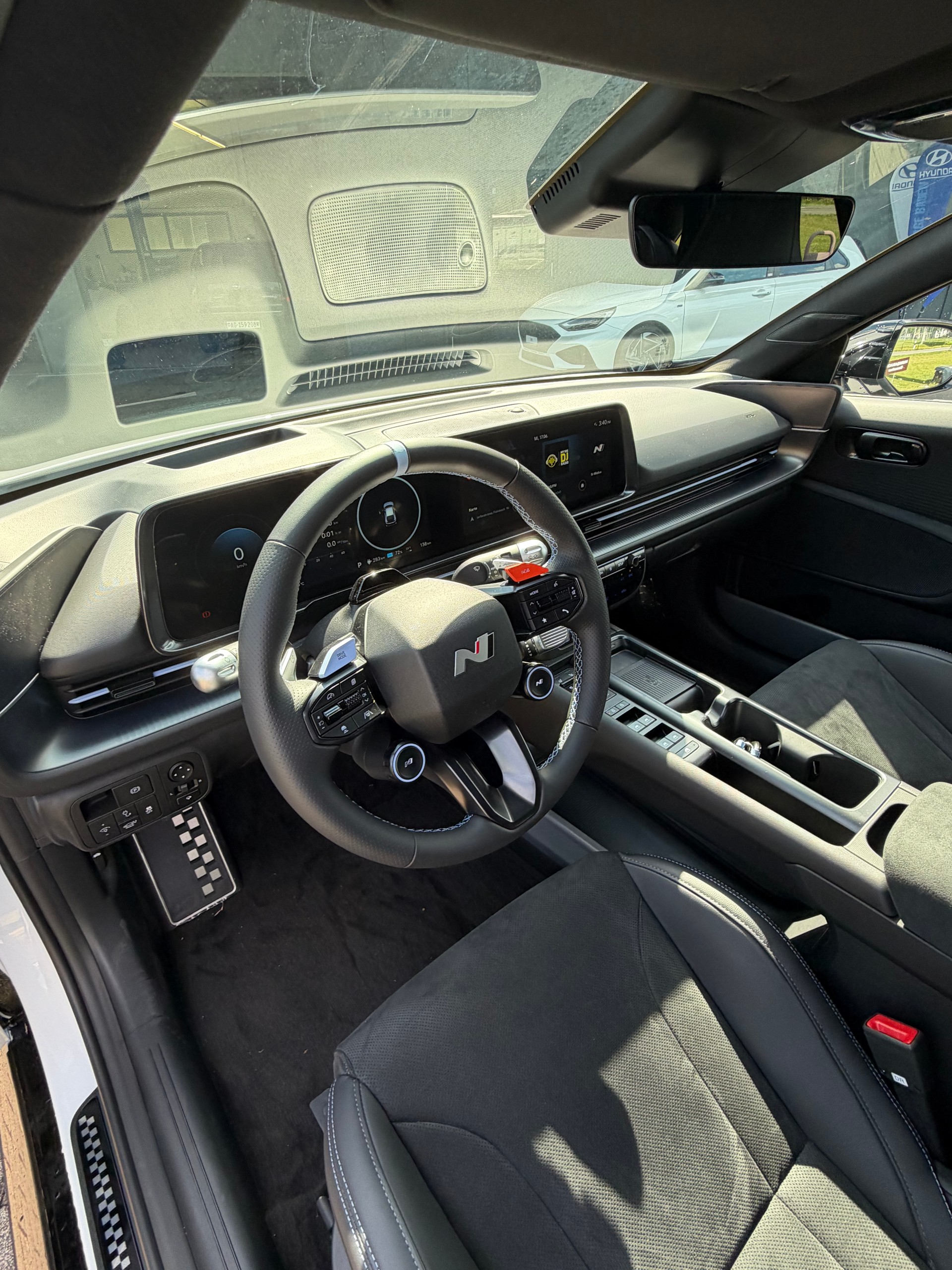 HYUNDAI Ioniq 6 84kWh N 4WD-image-4