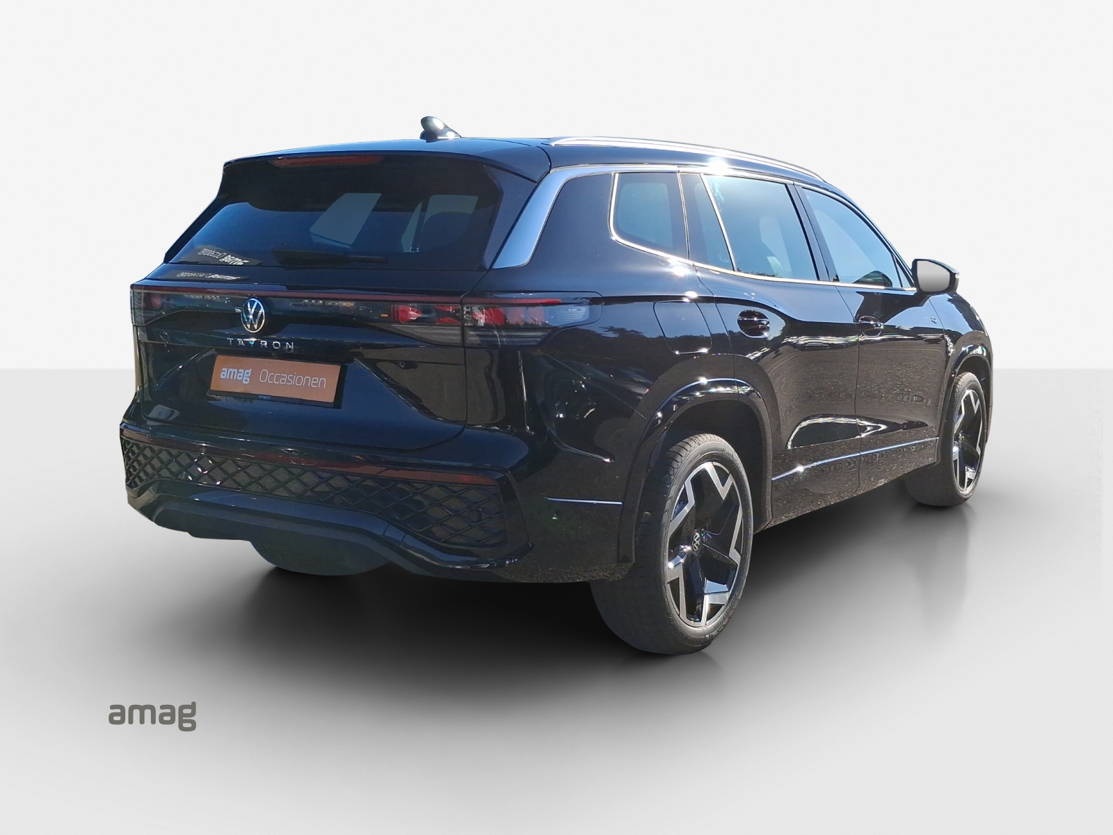 VW Tayron 2.0 TSI R-Line DSG 4Motion-image-4