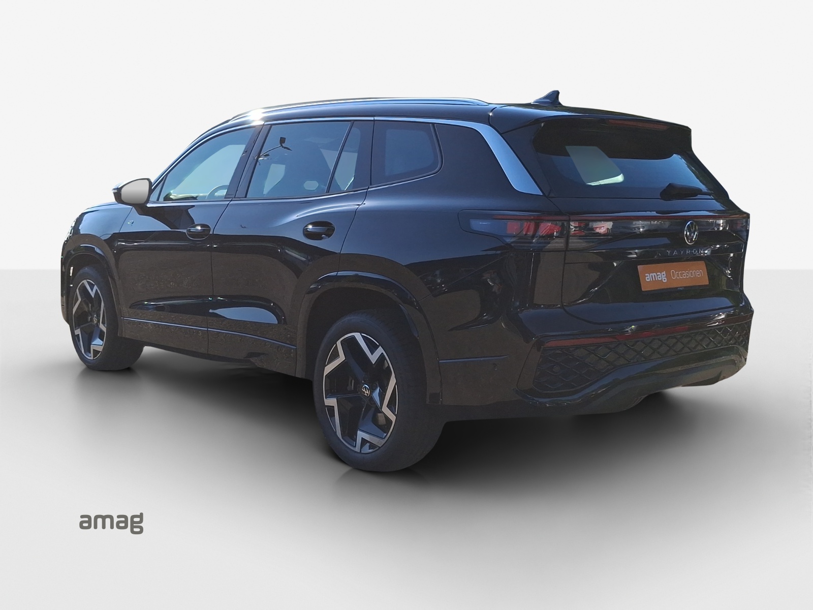 VW Tayron 2.0 TSI R-Line DSG 4Motion-image-2