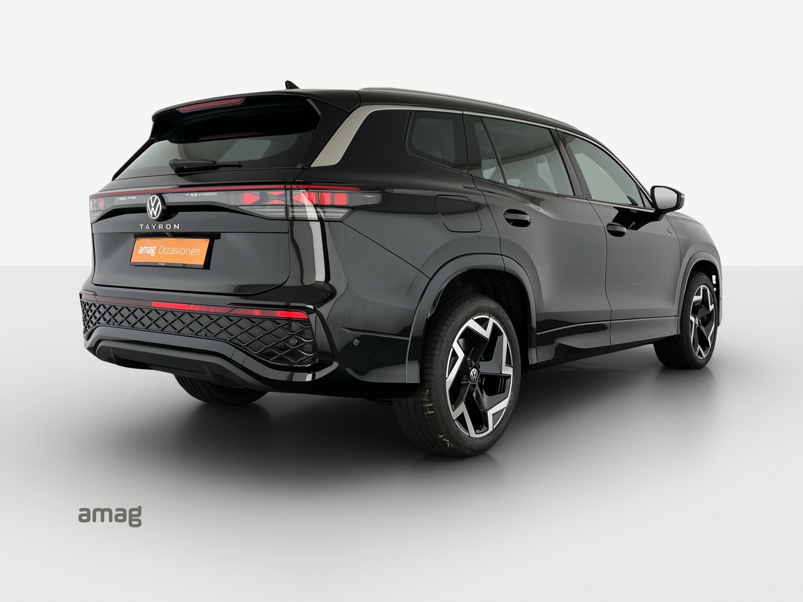 VW Tayron 2.0 TSI R-Line DSG 4Motion-image-4