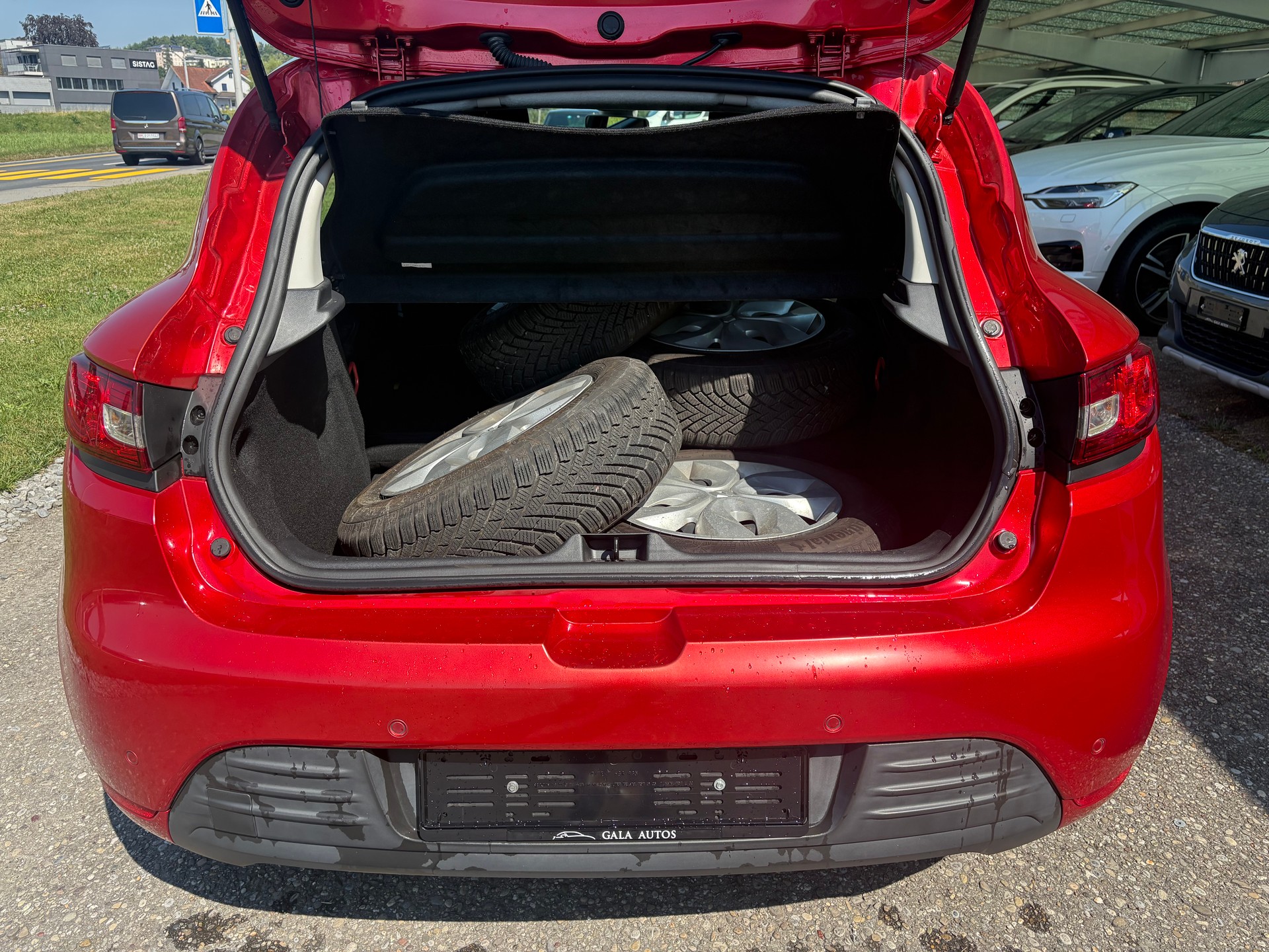 RENAULT Clio 0.9 12V Intens-image-8