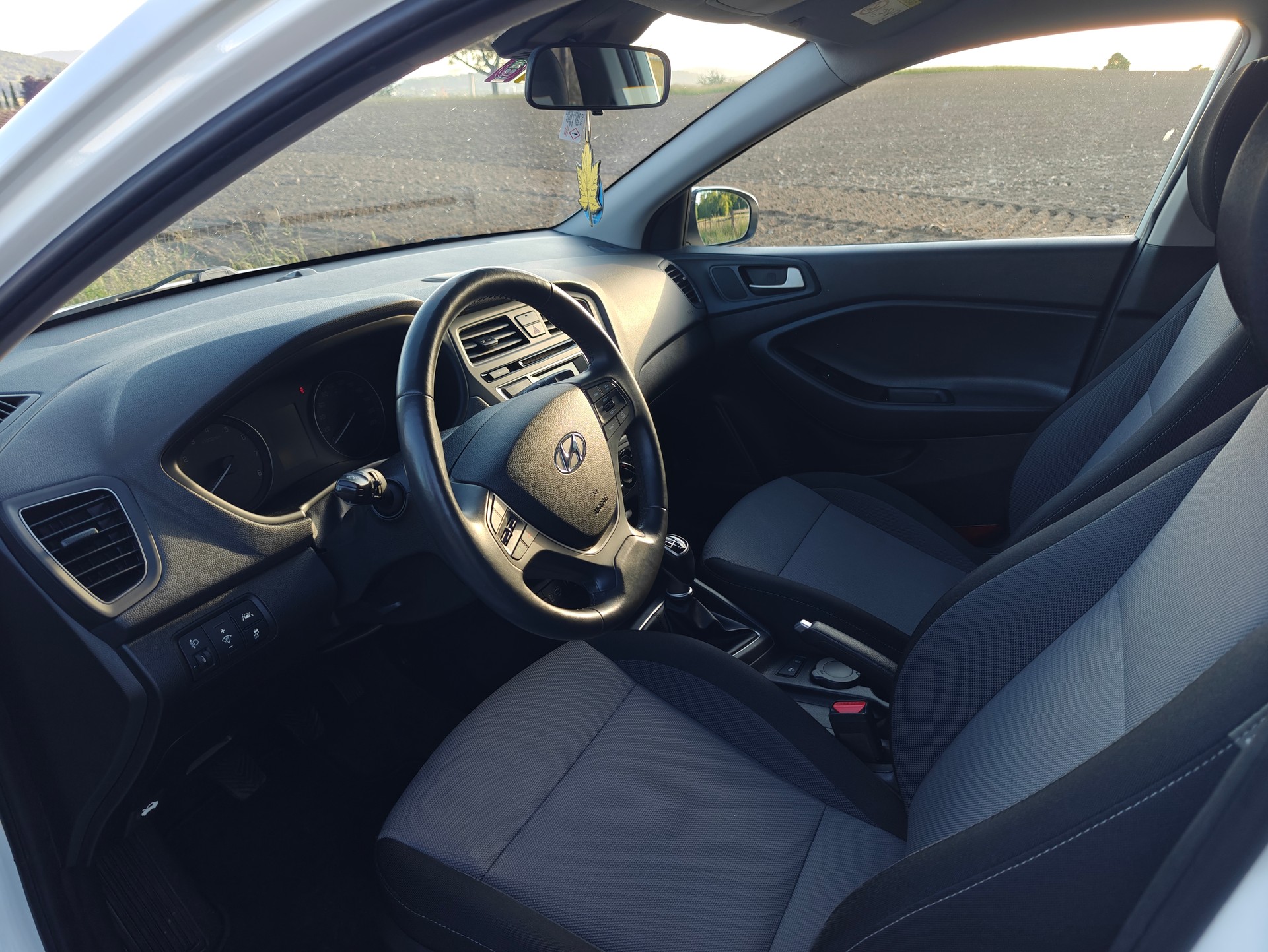 HYUNDAI 1.0 T-GDi 120 Amplia-image-4