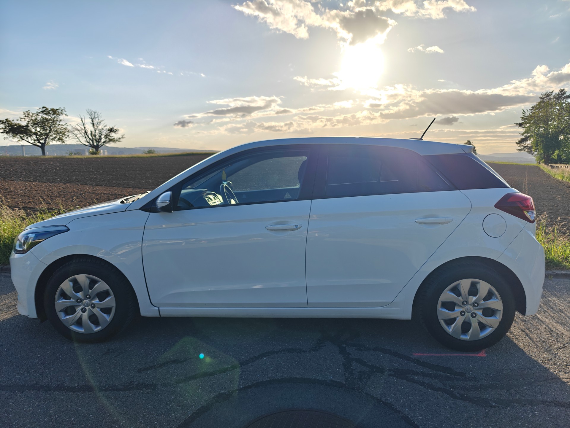 HYUNDAI 1.0 T-GDi 120 Amplia-image-2