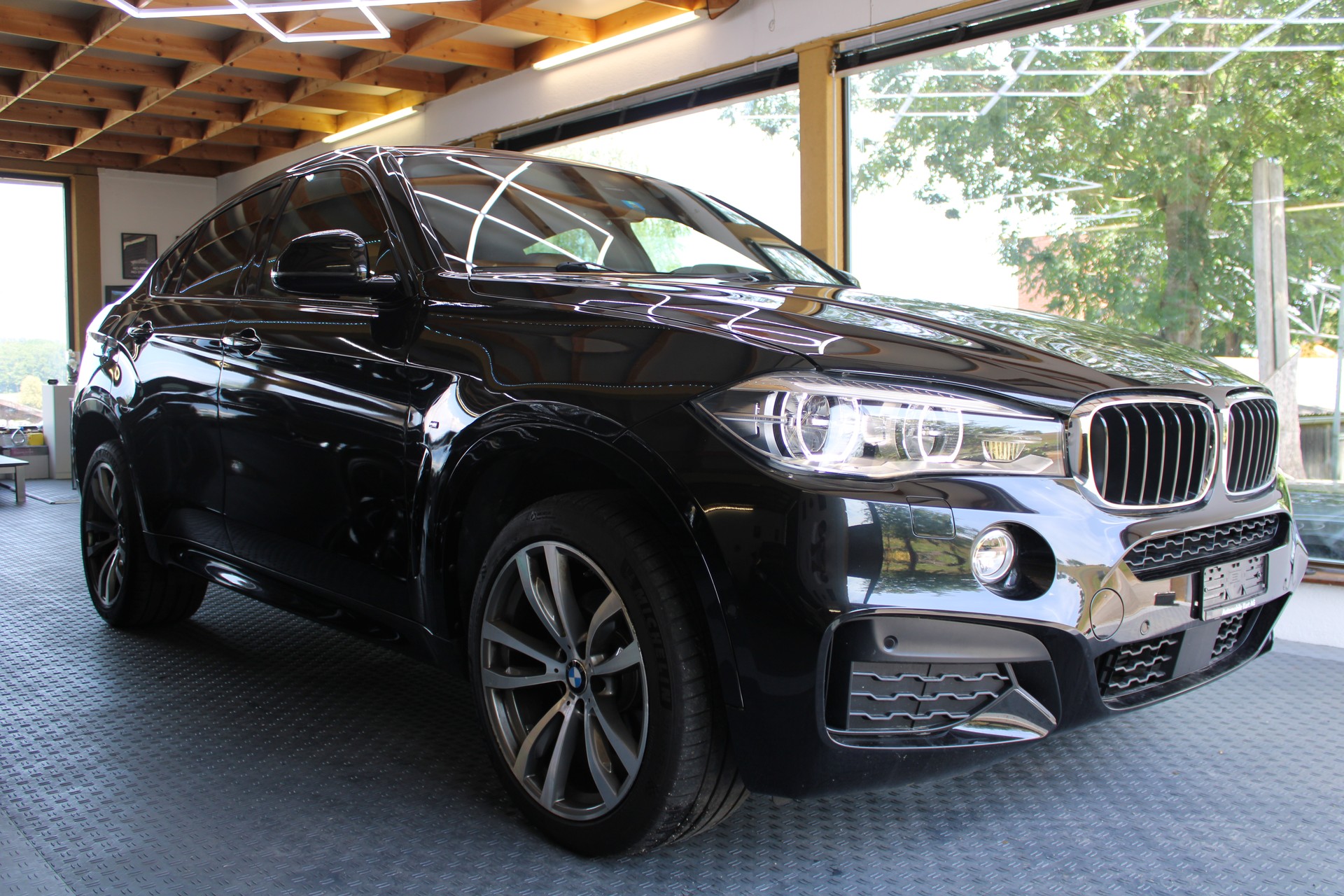 BMW X6 xDrive 30d Steptronic M-Sportpaket **CH**-image-2