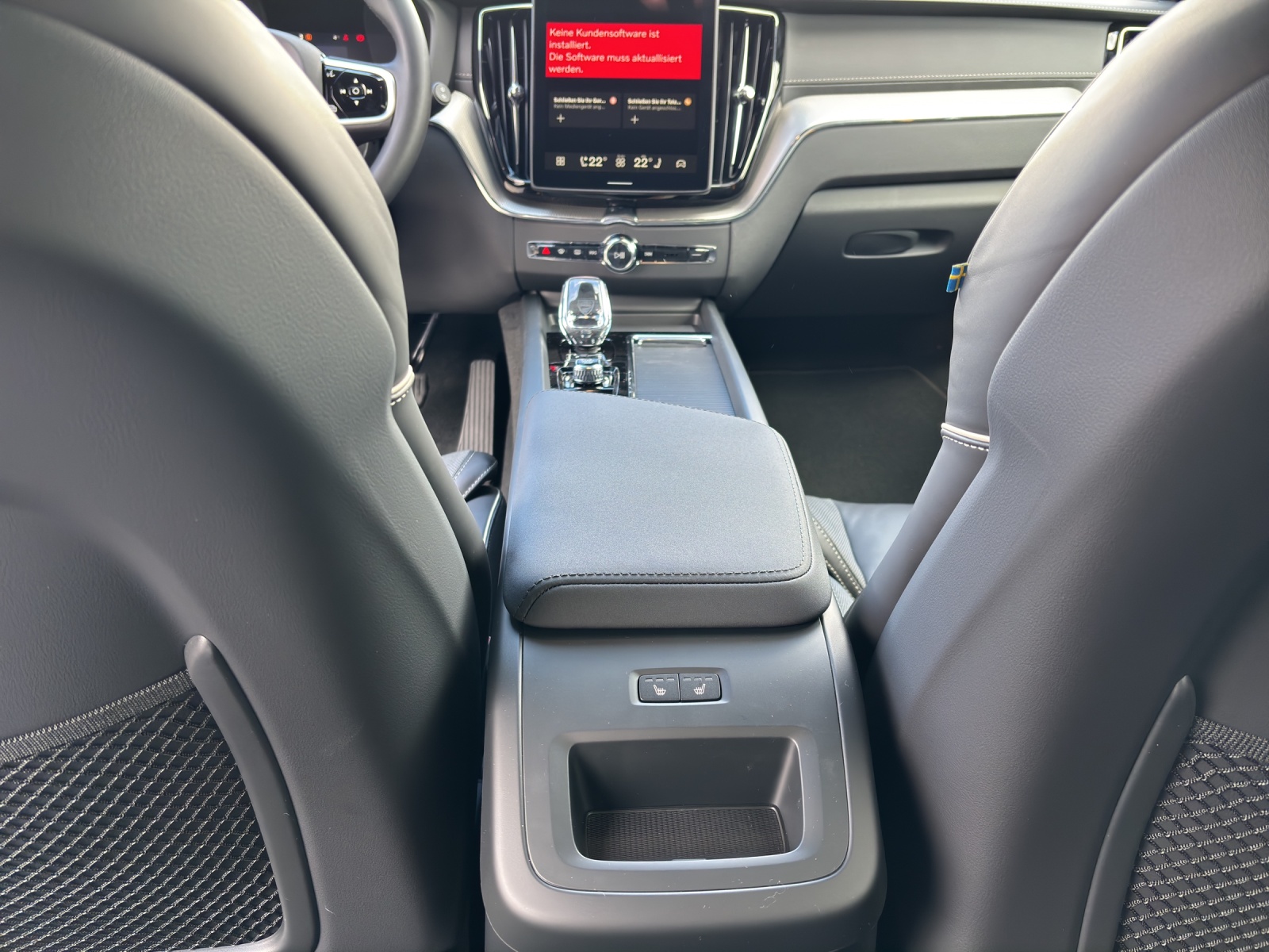 VOLVO XC60 2.0 T8 TE Polestar eAWD-image-12