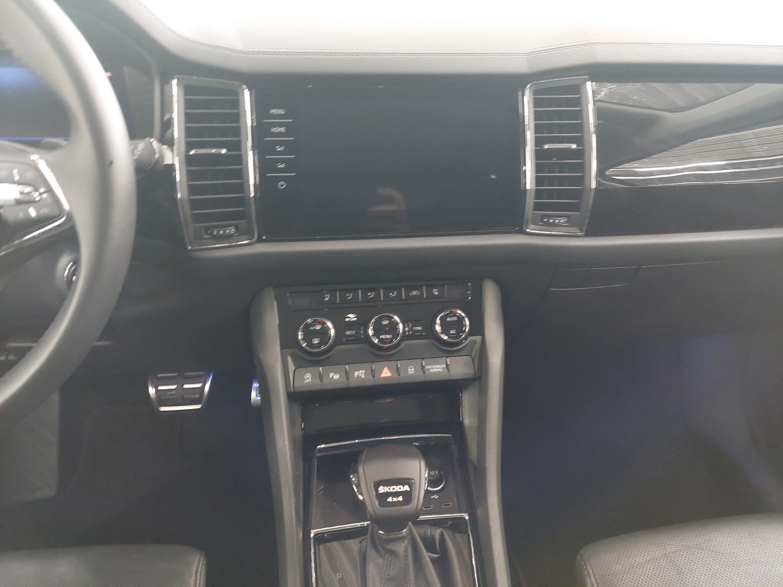 SKODA Kodiaq 2.0 TDI CR L&K 4x4 DSG-image-10