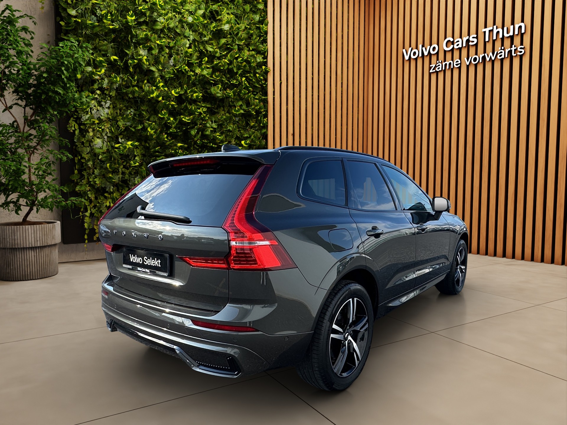 VOLVO XC60 2.0 T8 TE R-Design eAWD-image-5