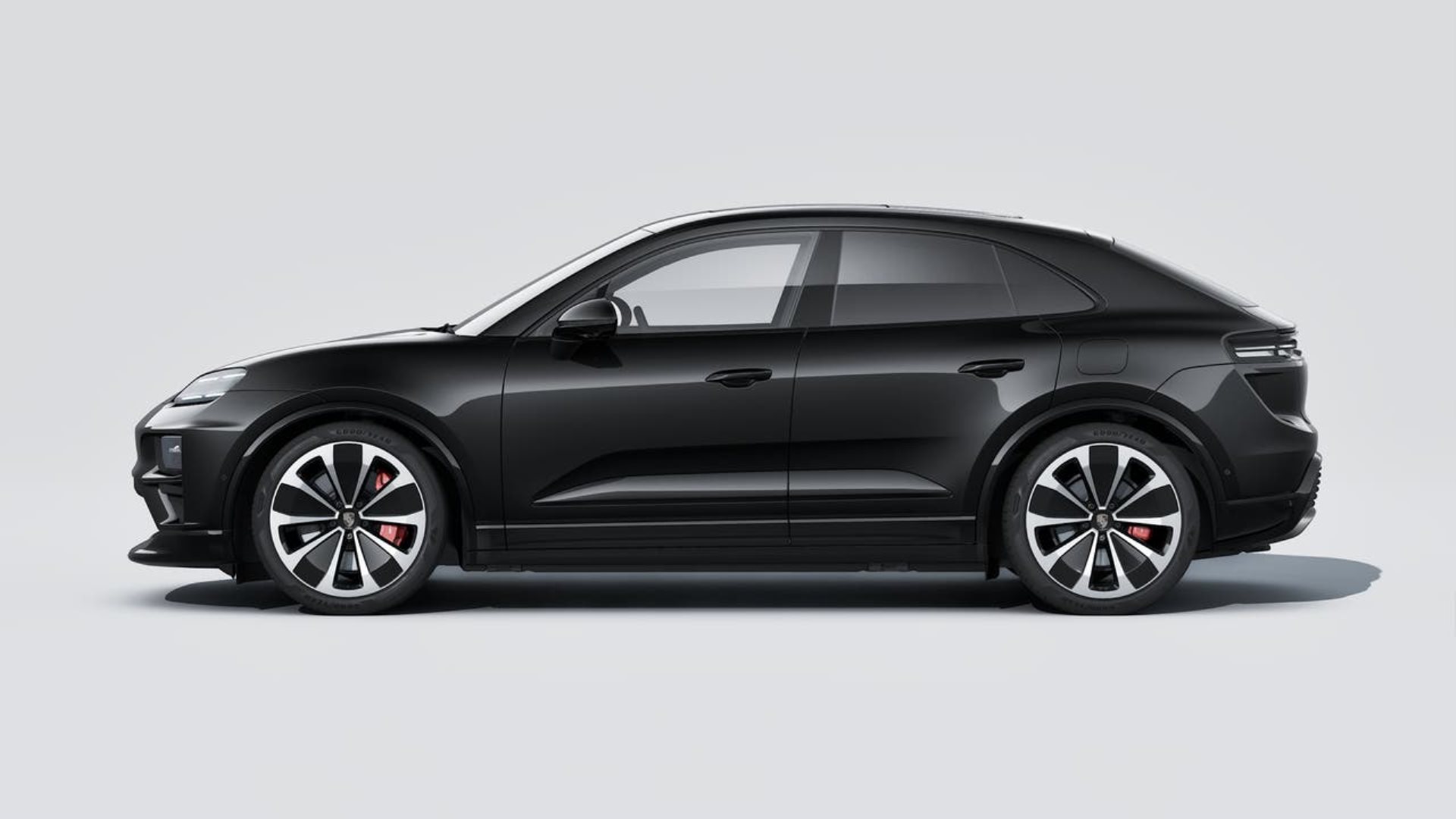 PORSCHE Macan Turbo-image-1