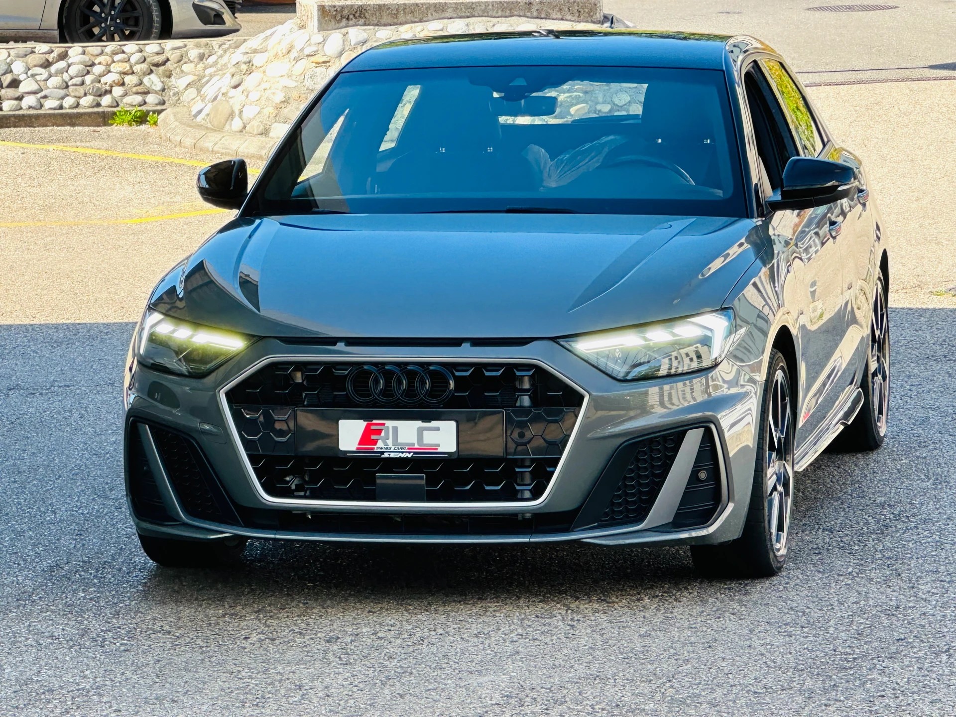 AUDI A1 Sportback 30 TFSI S Line Attraction S-tronic-image-3